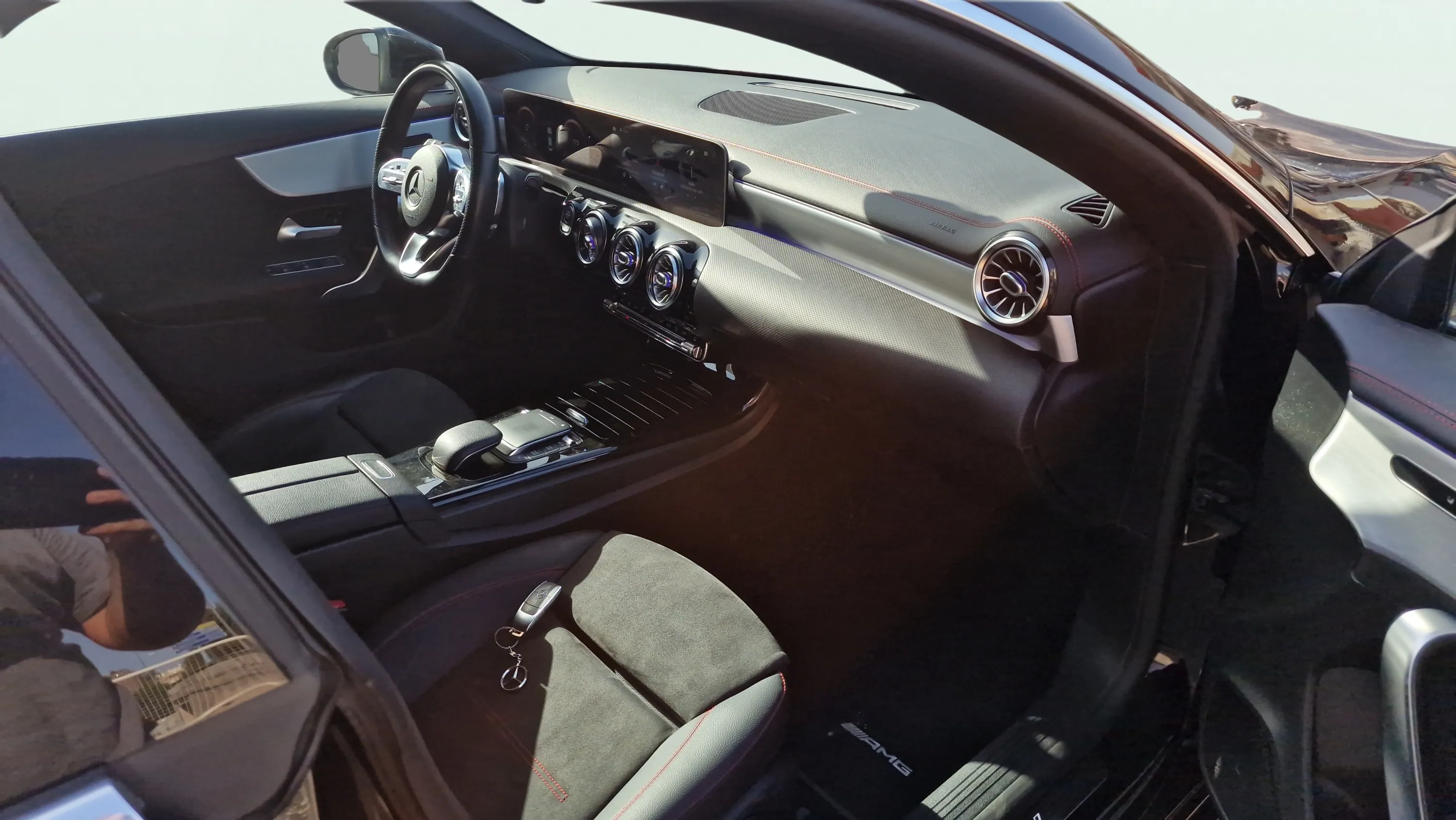 Mercedes-Benz CLA 200 D 4MATIC DCT - foto 23