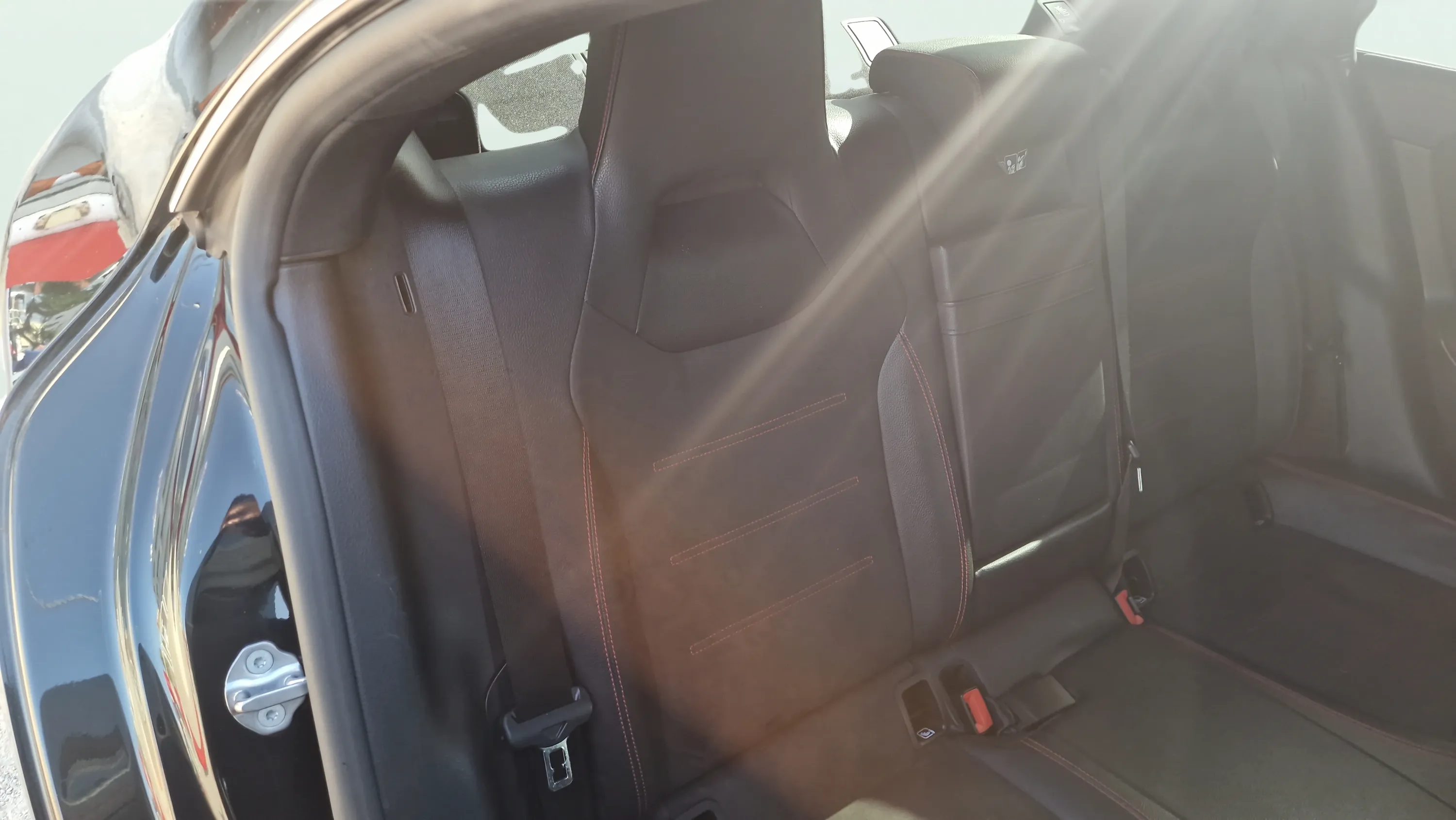 Mercedes-Benz CLA 200 D 4MATIC DCT - foto 25