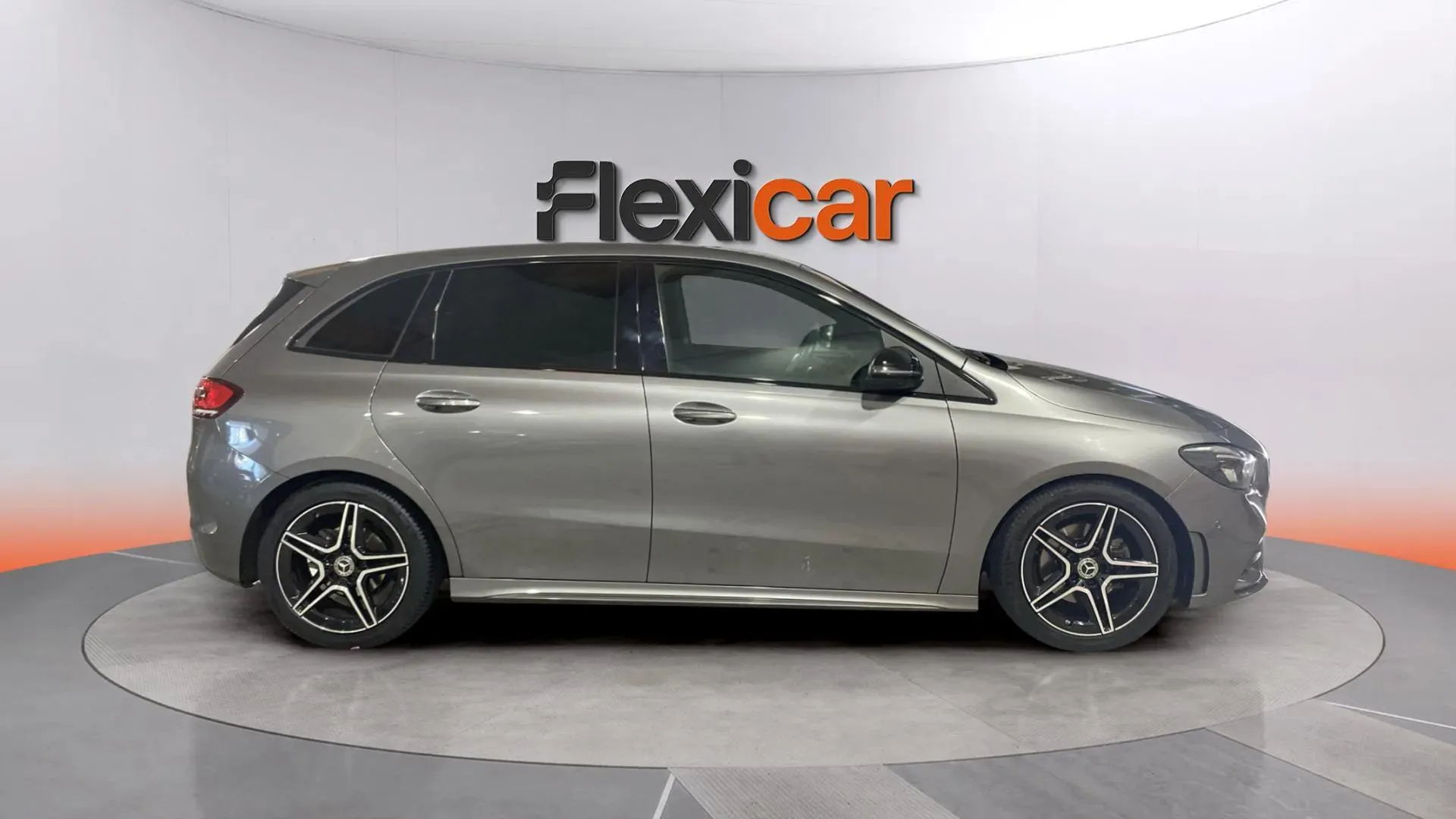 Mercedes-Benz Clase B B 180 - foto 3