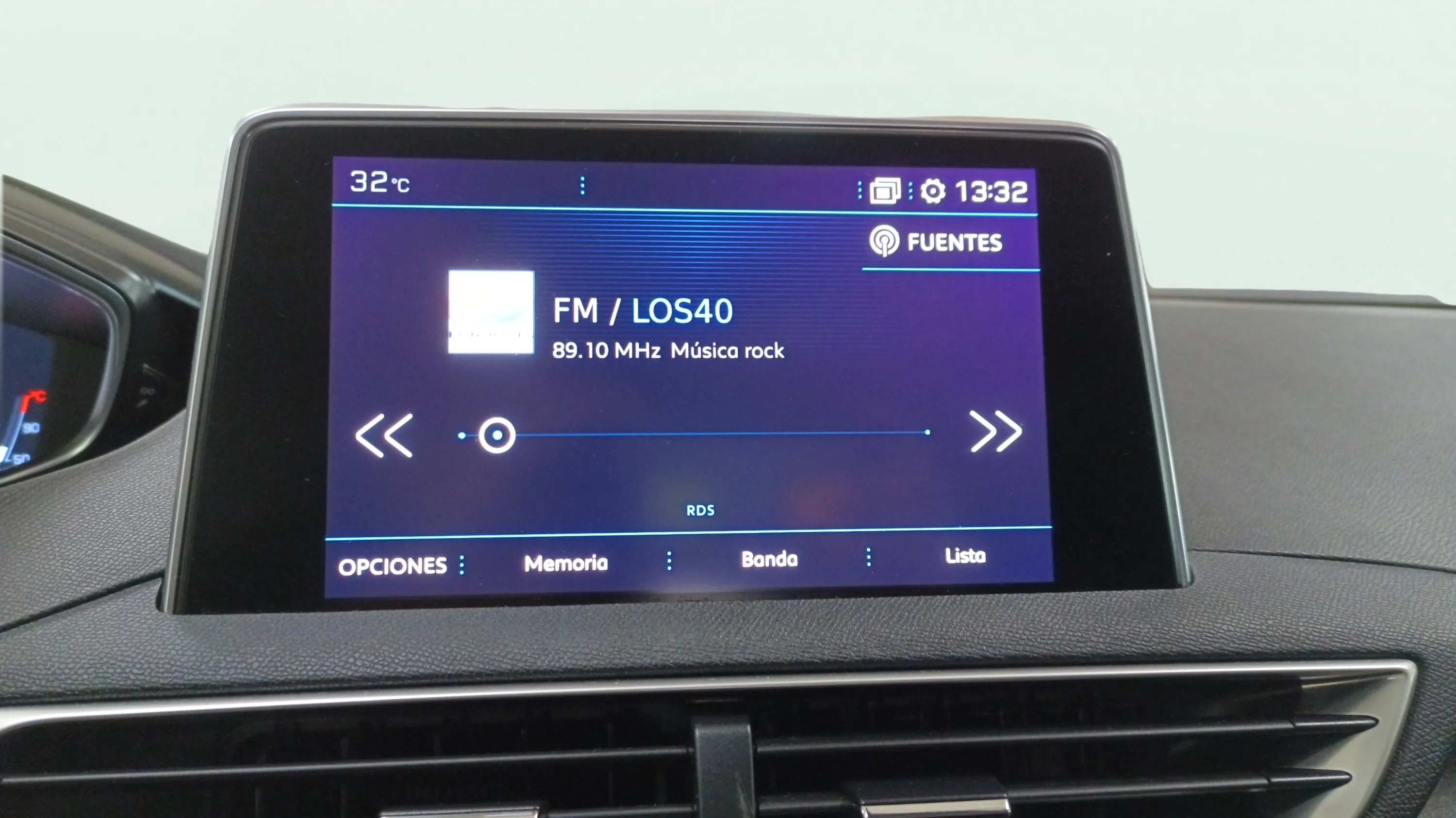 Peugeot 5008 Active 1.2L PureTech - foto 21
