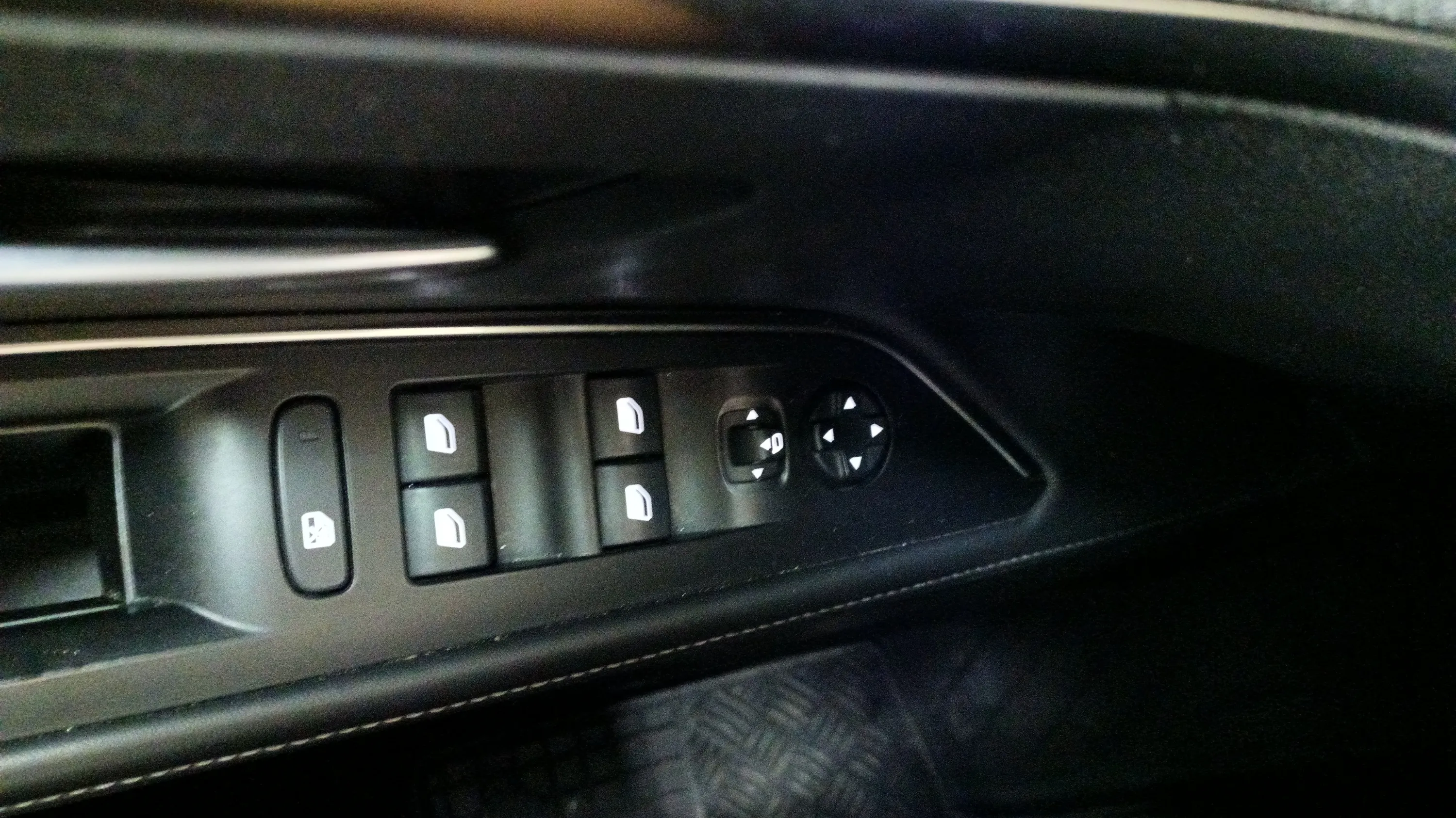 Peugeot 5008 Active 1.2L PureTech - foto 23