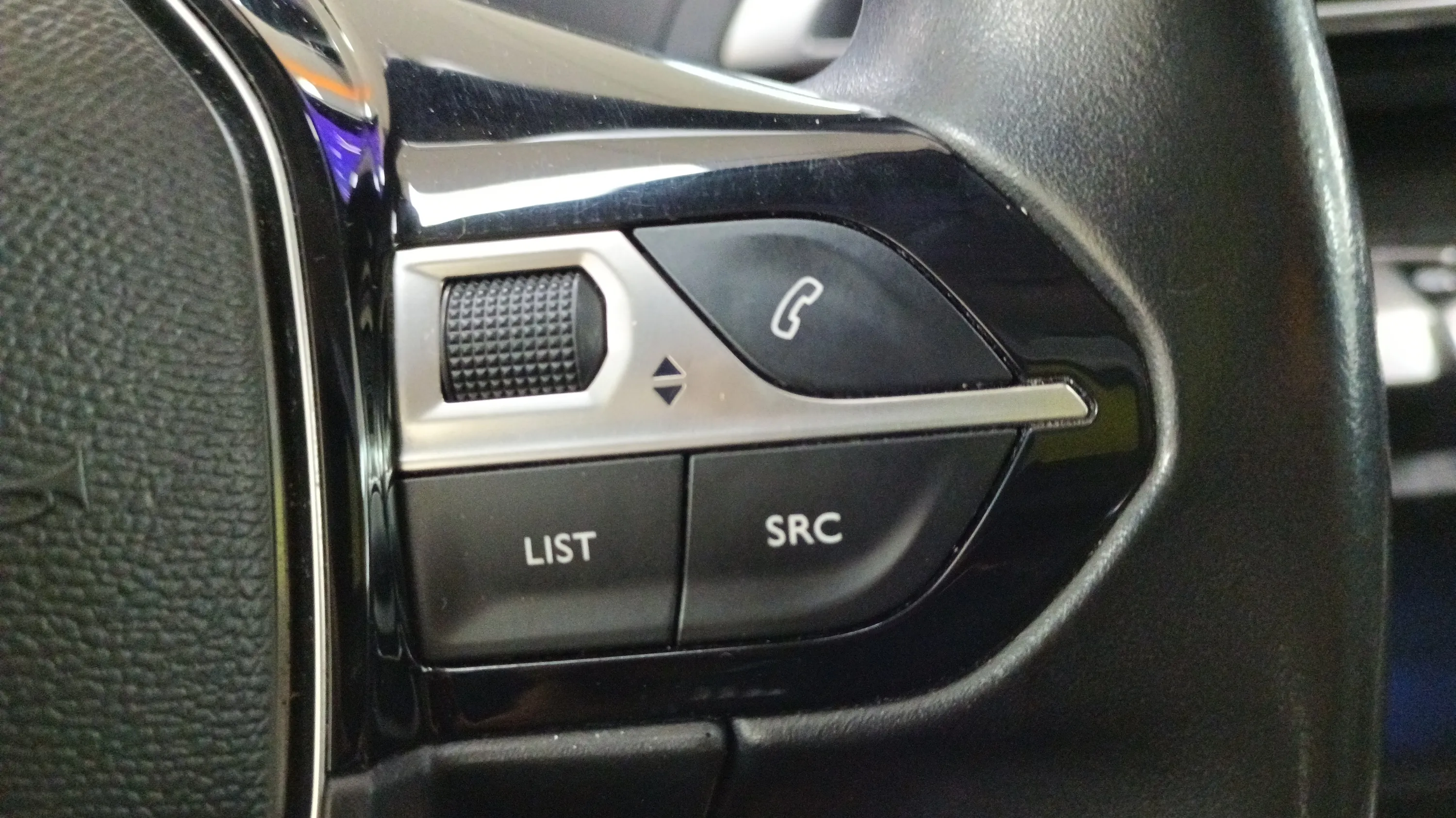Peugeot 5008 Active 1.2L PureTech - foto 16