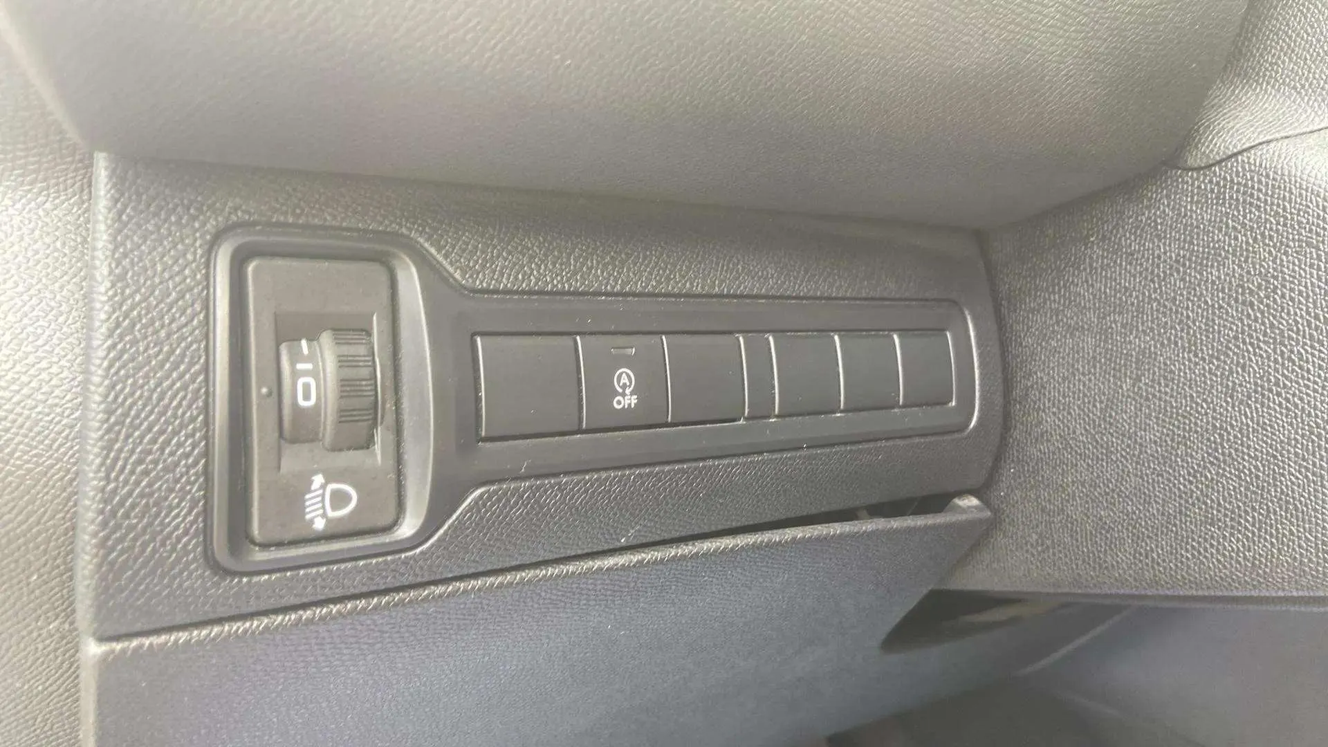 Peugeot 308 SW Style BlueHDi 130 - foto 21