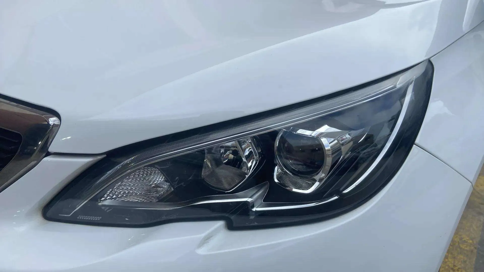 Peugeot 308 SW Style BlueHDi 130 - foto 10