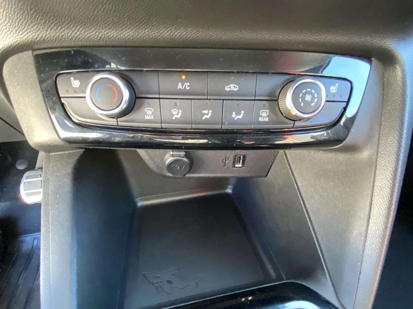Opel Corsa 1.2T XHL GS - foto 11