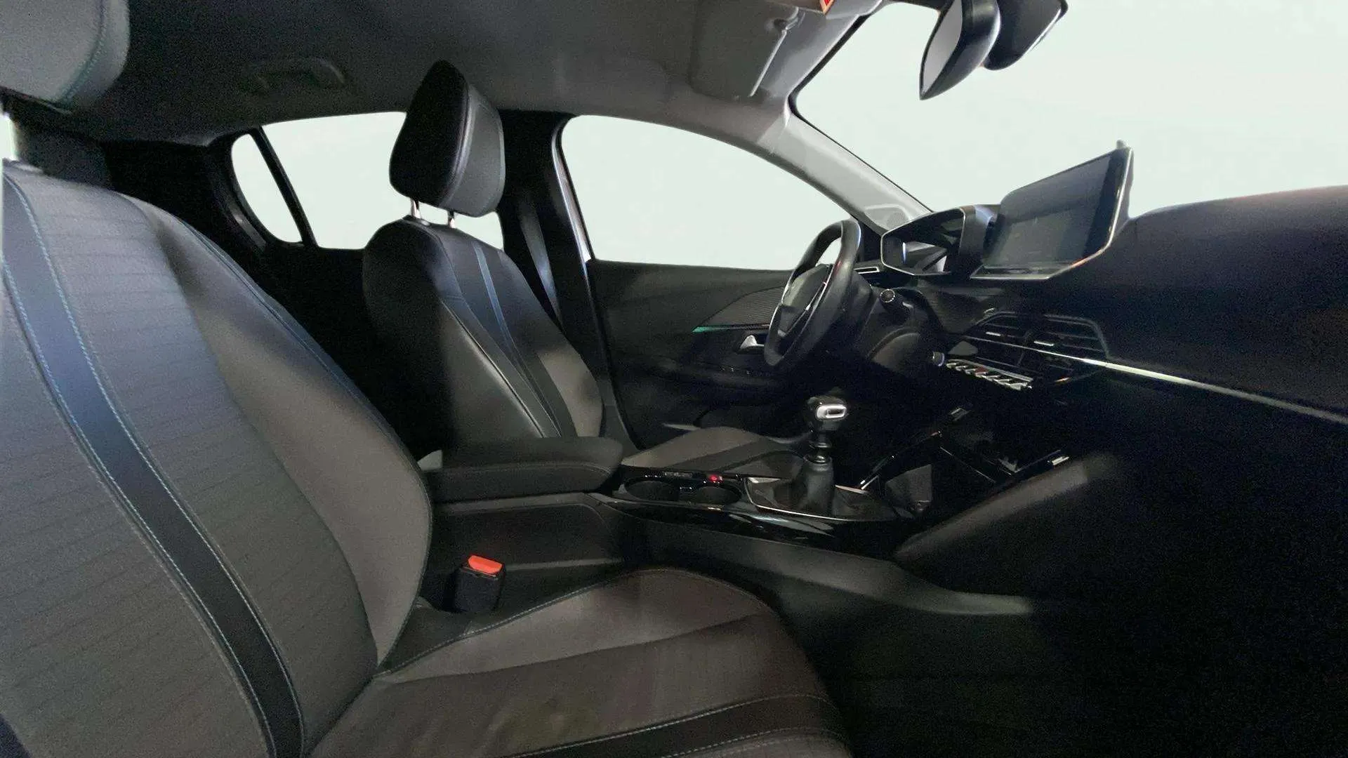 Peugeot 208 PureTech Allure - foto 11
