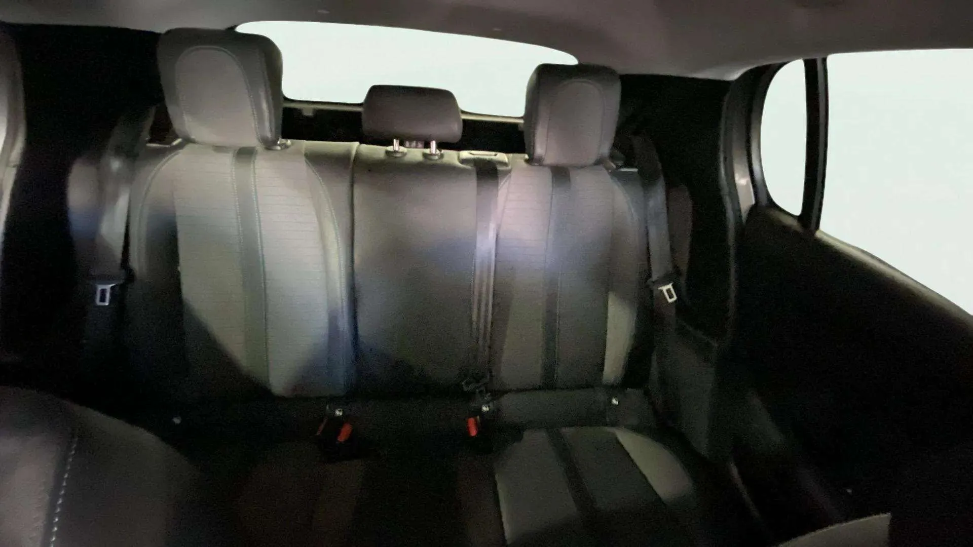 Peugeot 208 PureTech Allure - foto 12