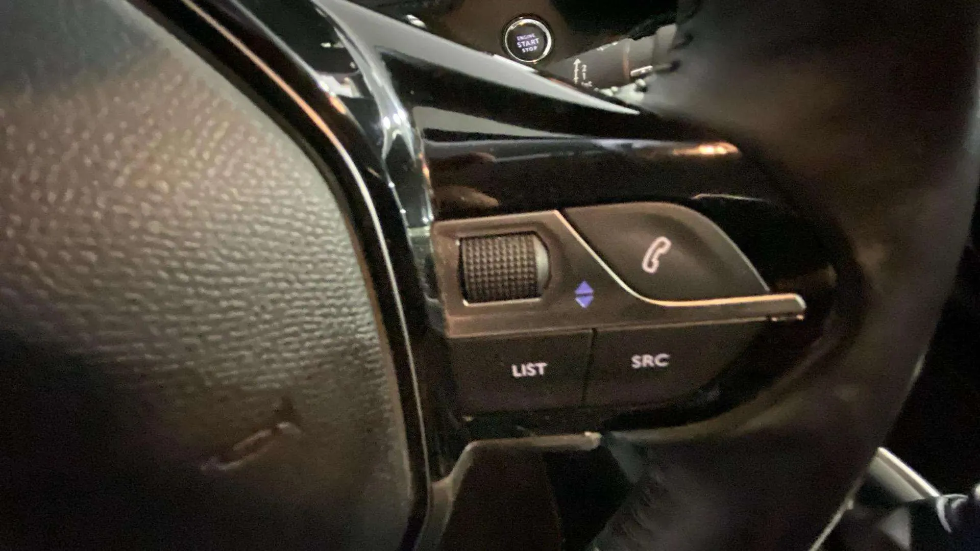 Peugeot 208 PureTech Allure - foto 16