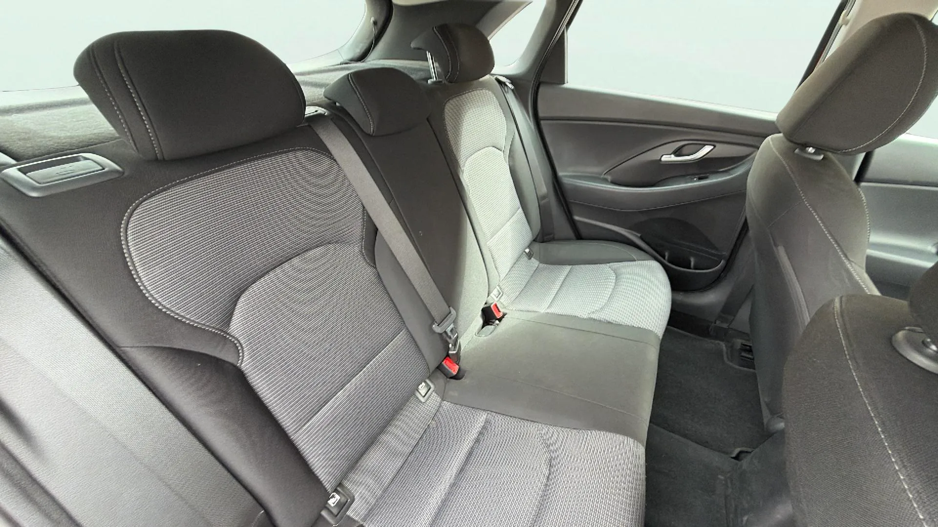 Hyundai i30 1.0 T-GDi Go! - foto 15