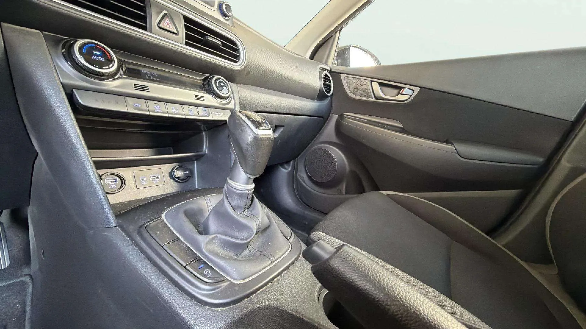 Hyundai Kona 1.0 T-GDi Klass 4x2 - foto 11