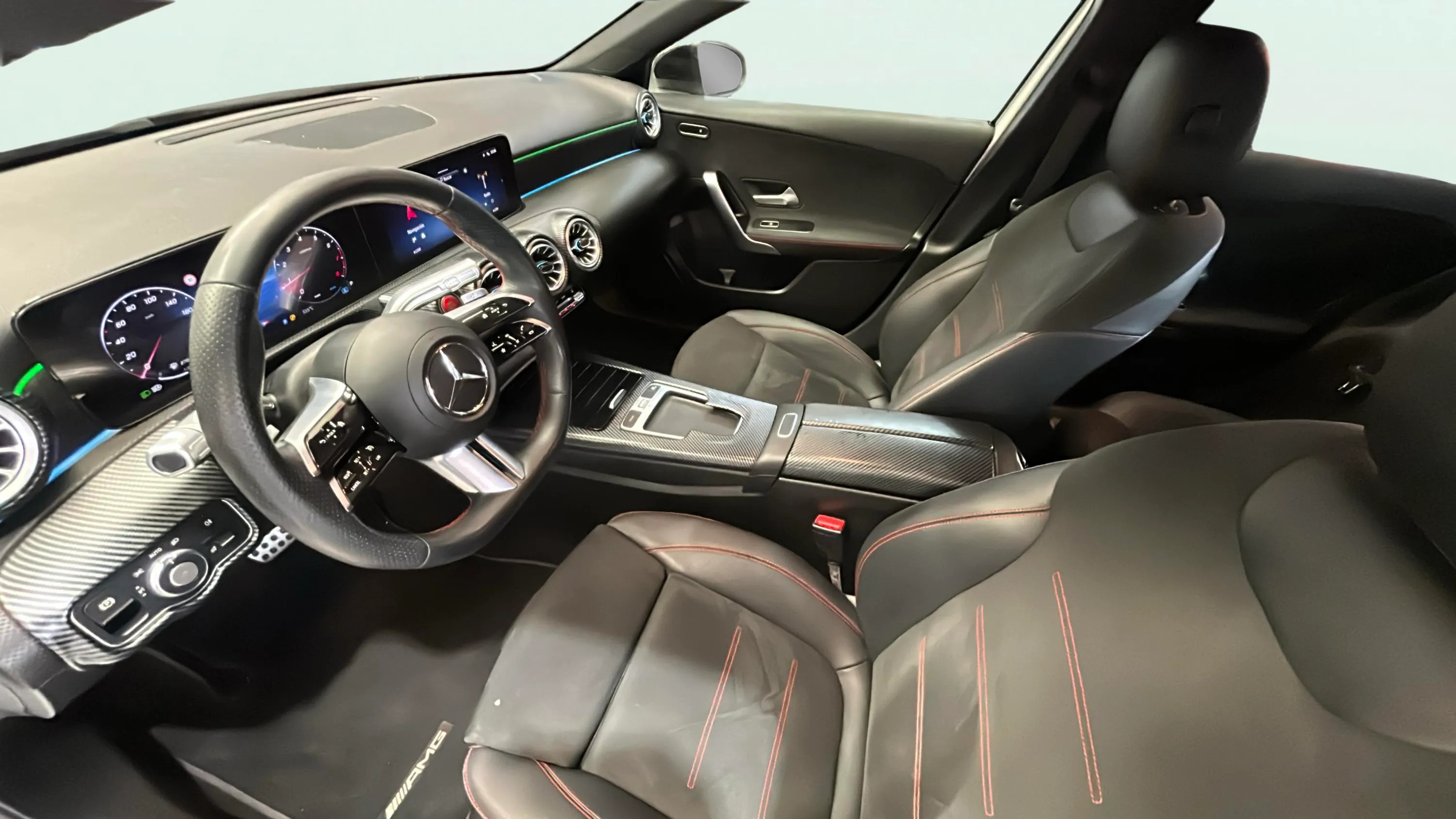 Mercedes-Benz Clase A A 180 Sedán - foto 13