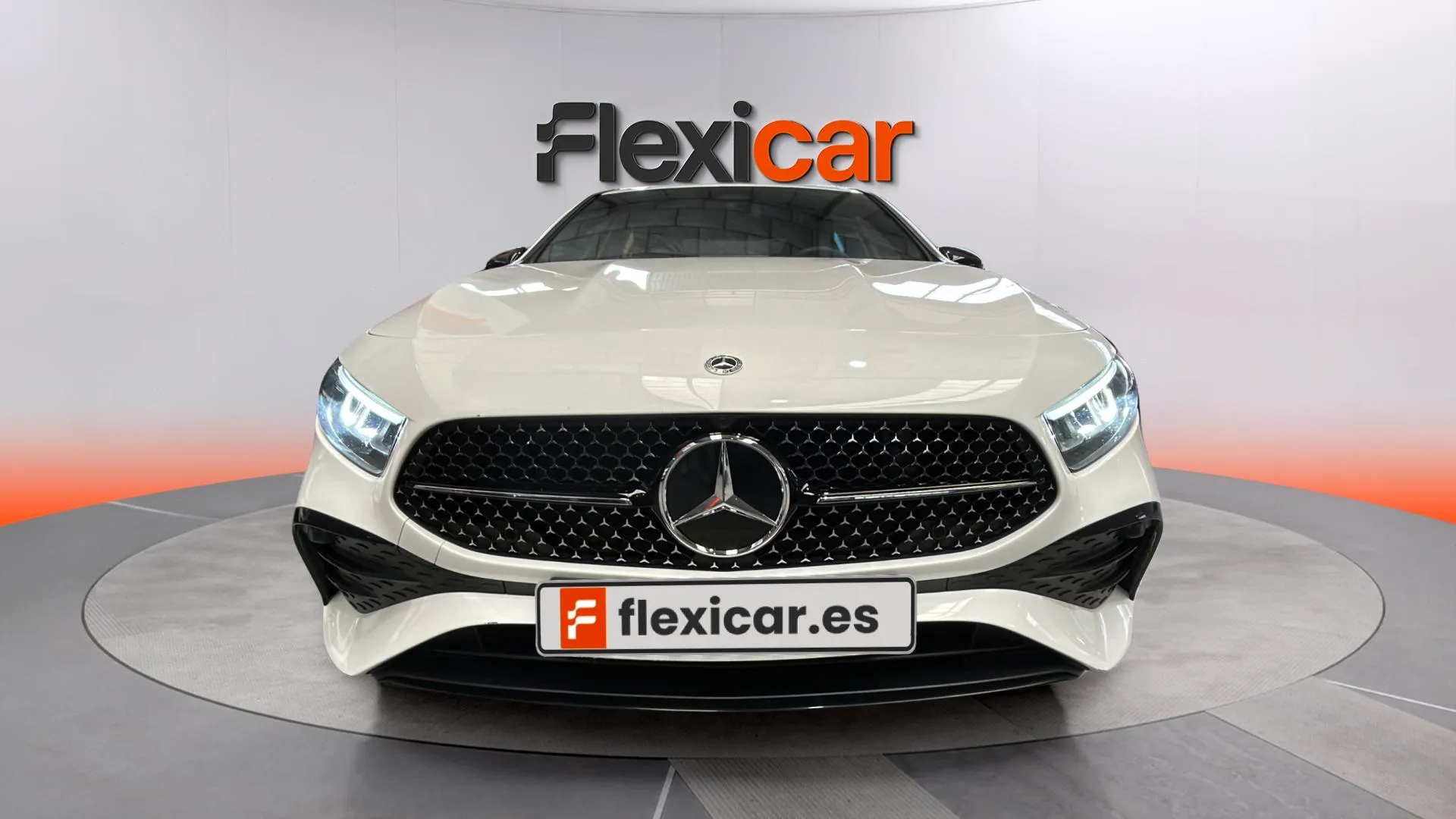 Mercedes-Benz Clase A A 180 Sedán - foto 2
