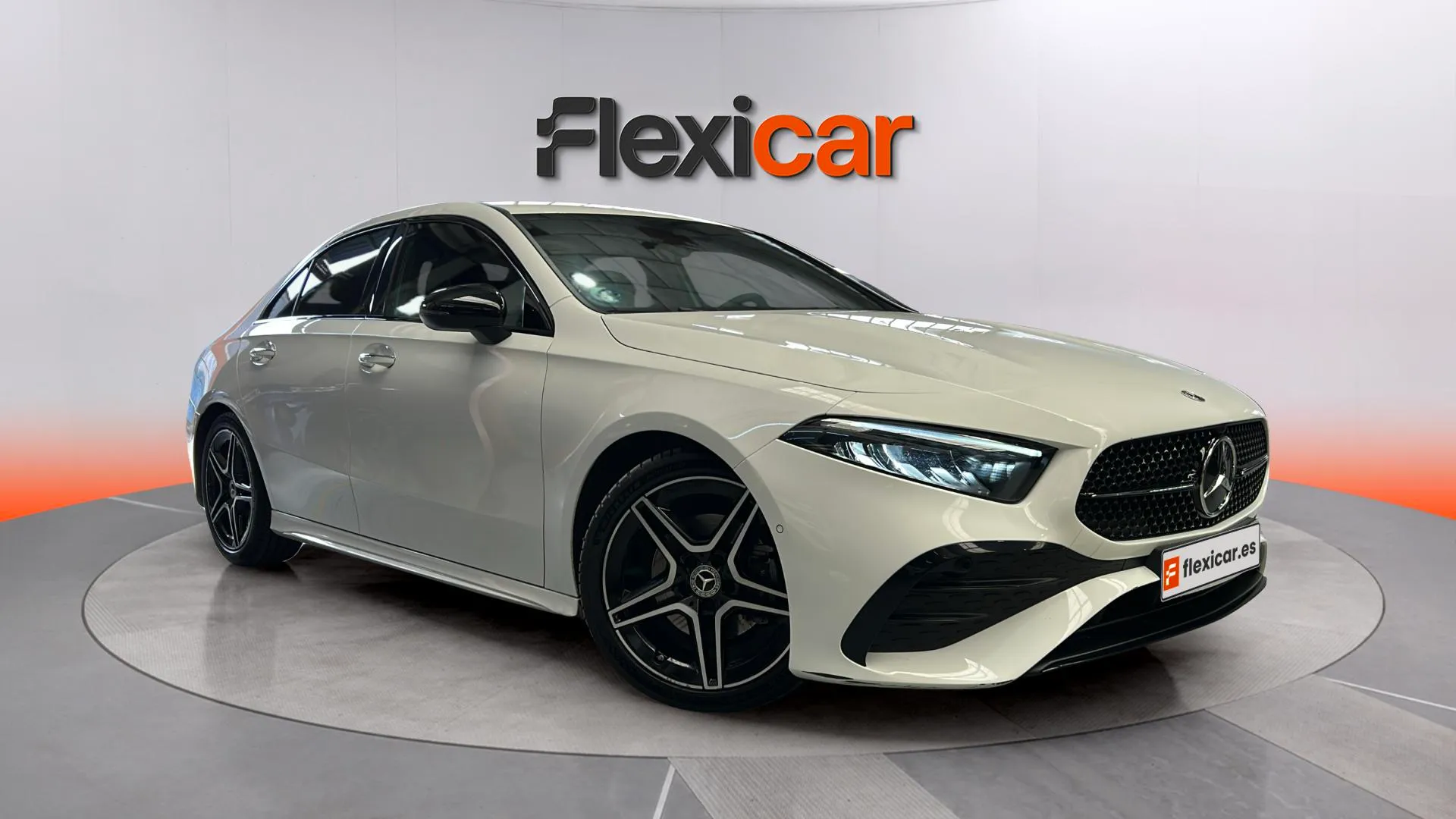 Mercedes-Benz Clase A A 180 Sedán - foto 1