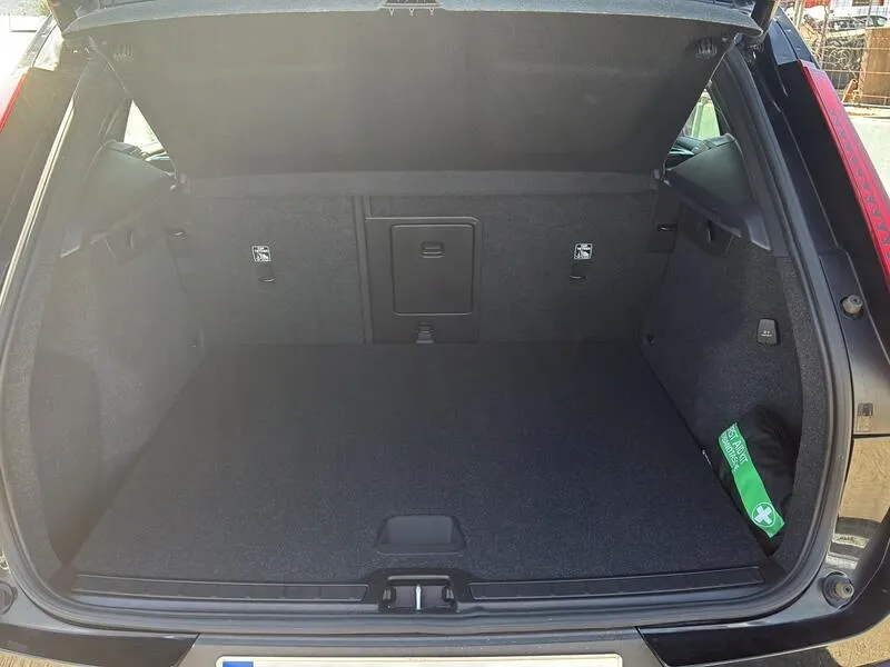 Volvo XC40 1.5 T3 Momentum Pro - foto 24
