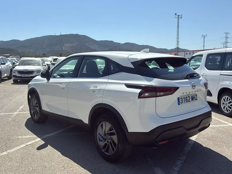 Nissan Qashqai DIG-T mHEV 4x2 Acenta - foto 4