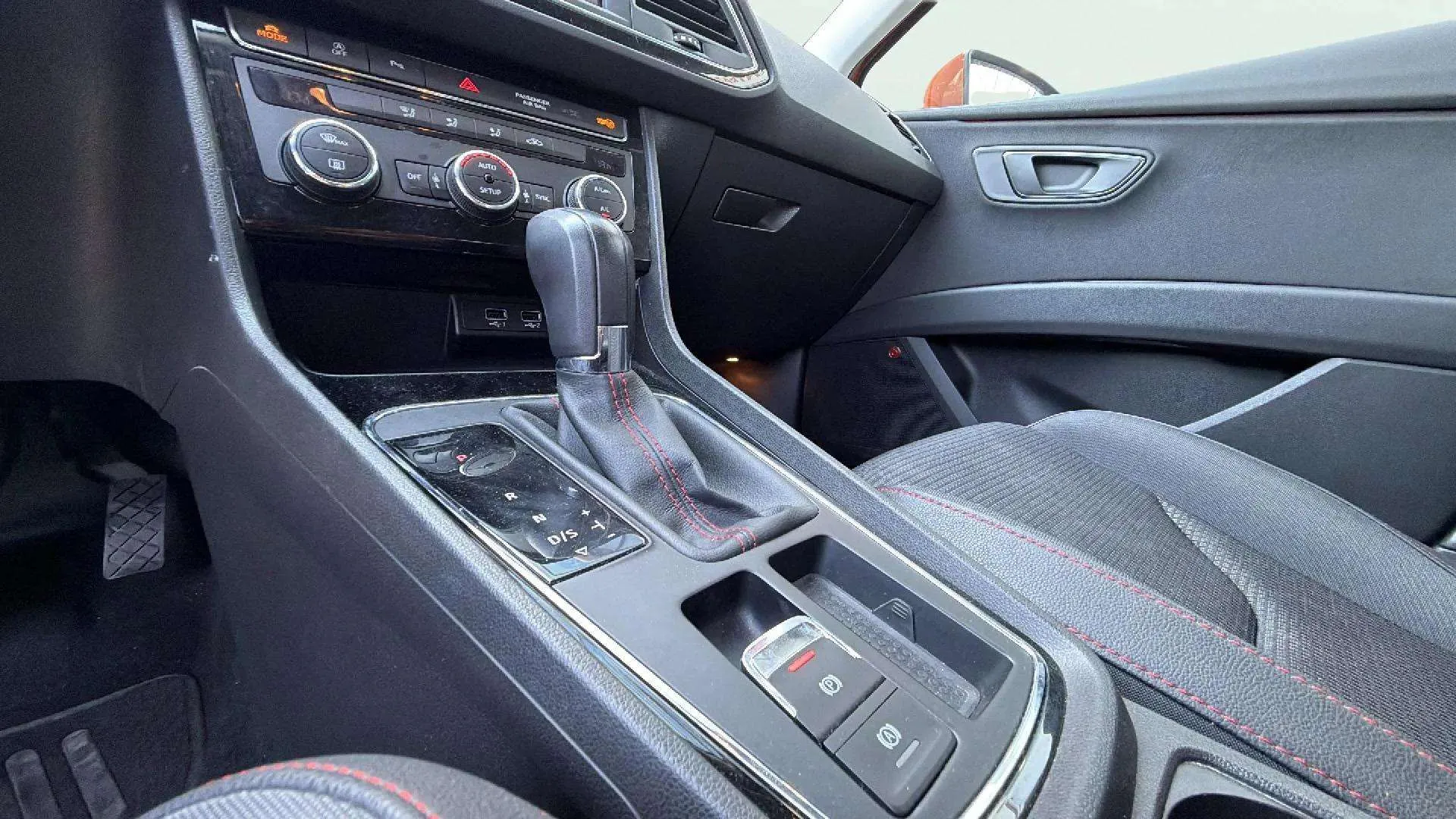 SEAT León 1.5 TSI DSG-7 FR Ed Pl - foto 13