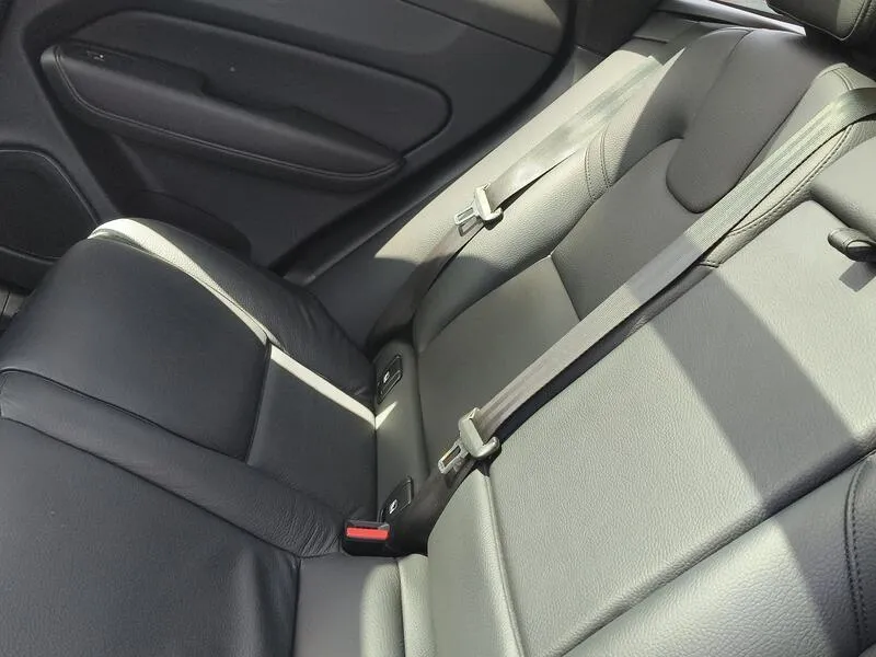 Volvo XC60 2.0 T6 AWD Recharge Ultimate Dark - foto 36