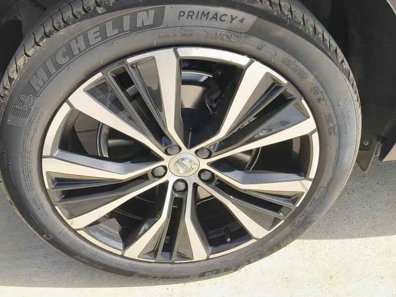 Volvo XC60 2.0 T6 AWD Recharge Ultimate Dark - foto 45