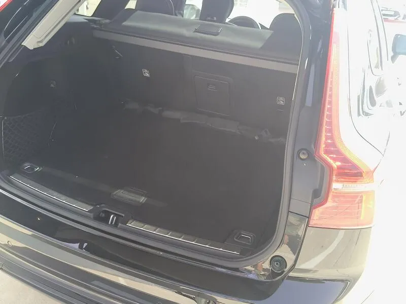 Volvo XC60 2.0 T6 AWD Recharge Ultimate Dark - foto 44