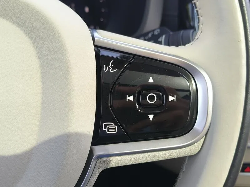 Volvo XC60 2.0 B4 D AWD Ultimate Bright - foto 20