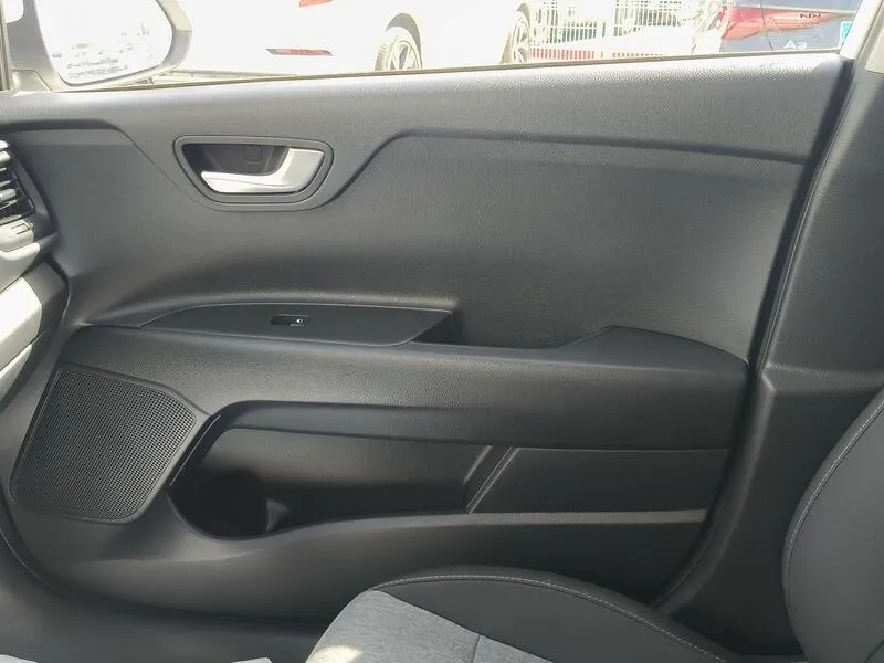 Kia Stonic 1.2 DPi Concept - foto 15