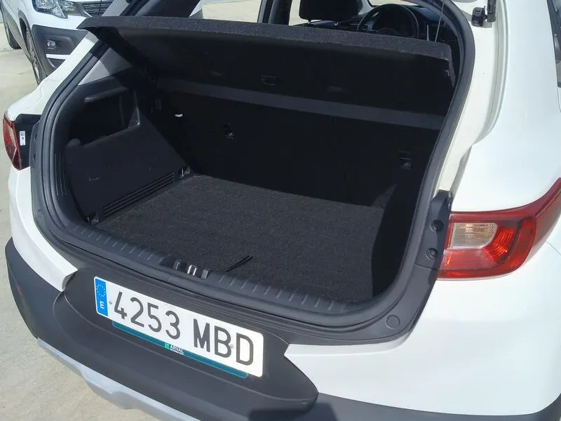 Kia Stonic 1.2 DPi Concept - foto 32
