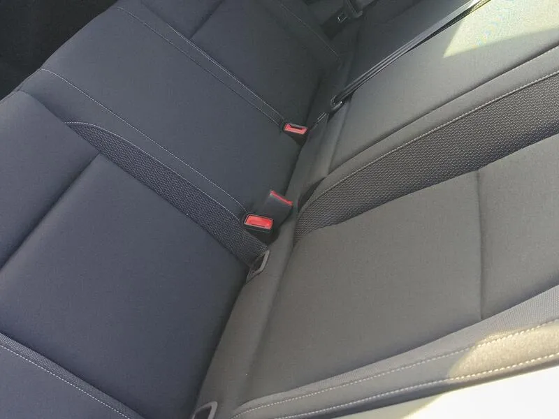 Škoda Karoq 1.0 TSI Selection - foto 32
