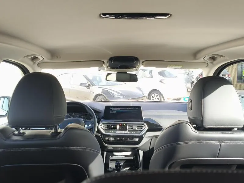 BMW X3 xDrive30e xLine - foto 39