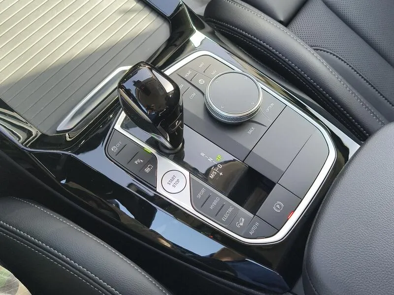 BMW X3 xDrive30e xLine - foto 13