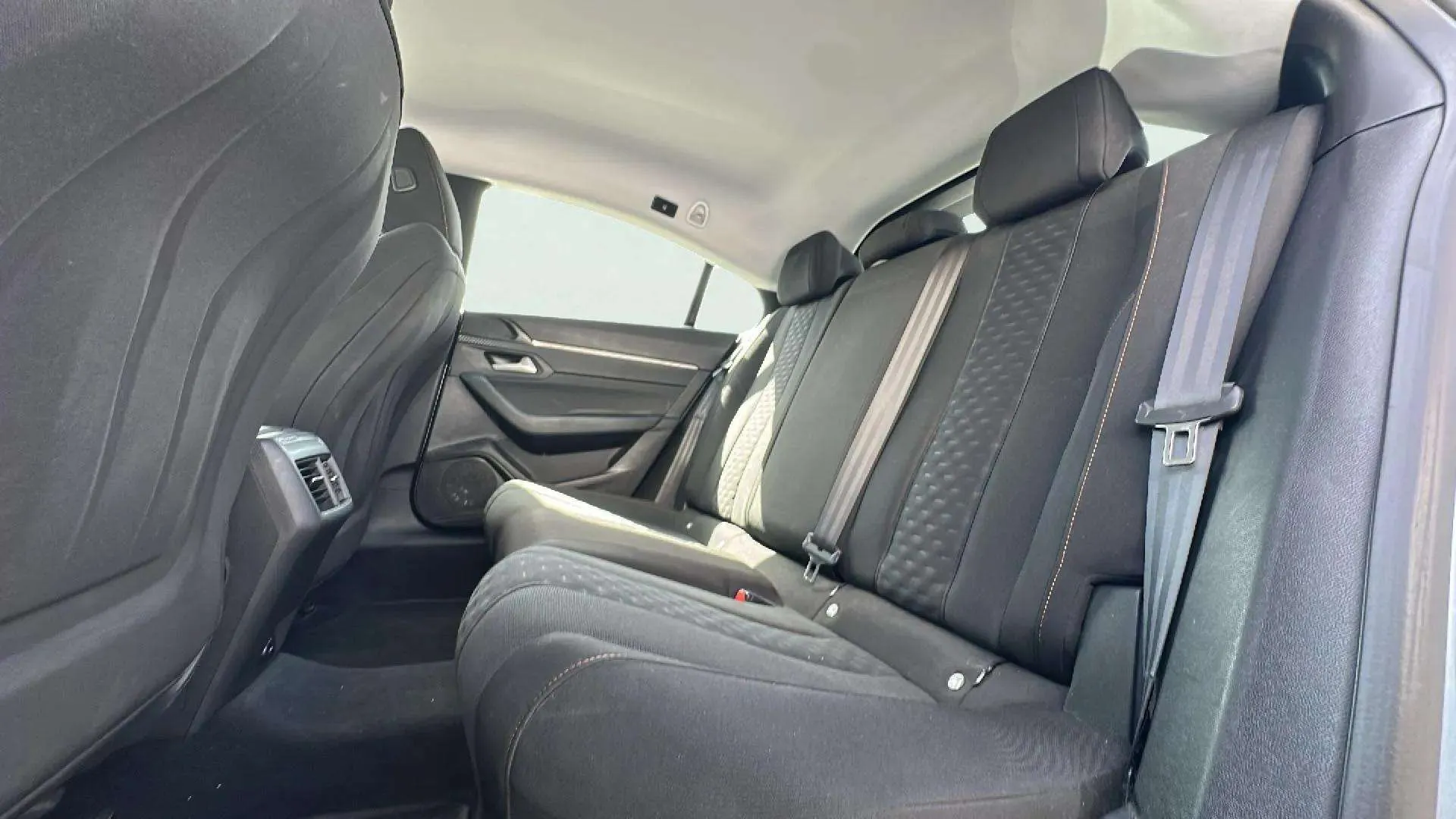 Peugeot 508 Active Pack BlueHDi 130 EAT8 - foto 17