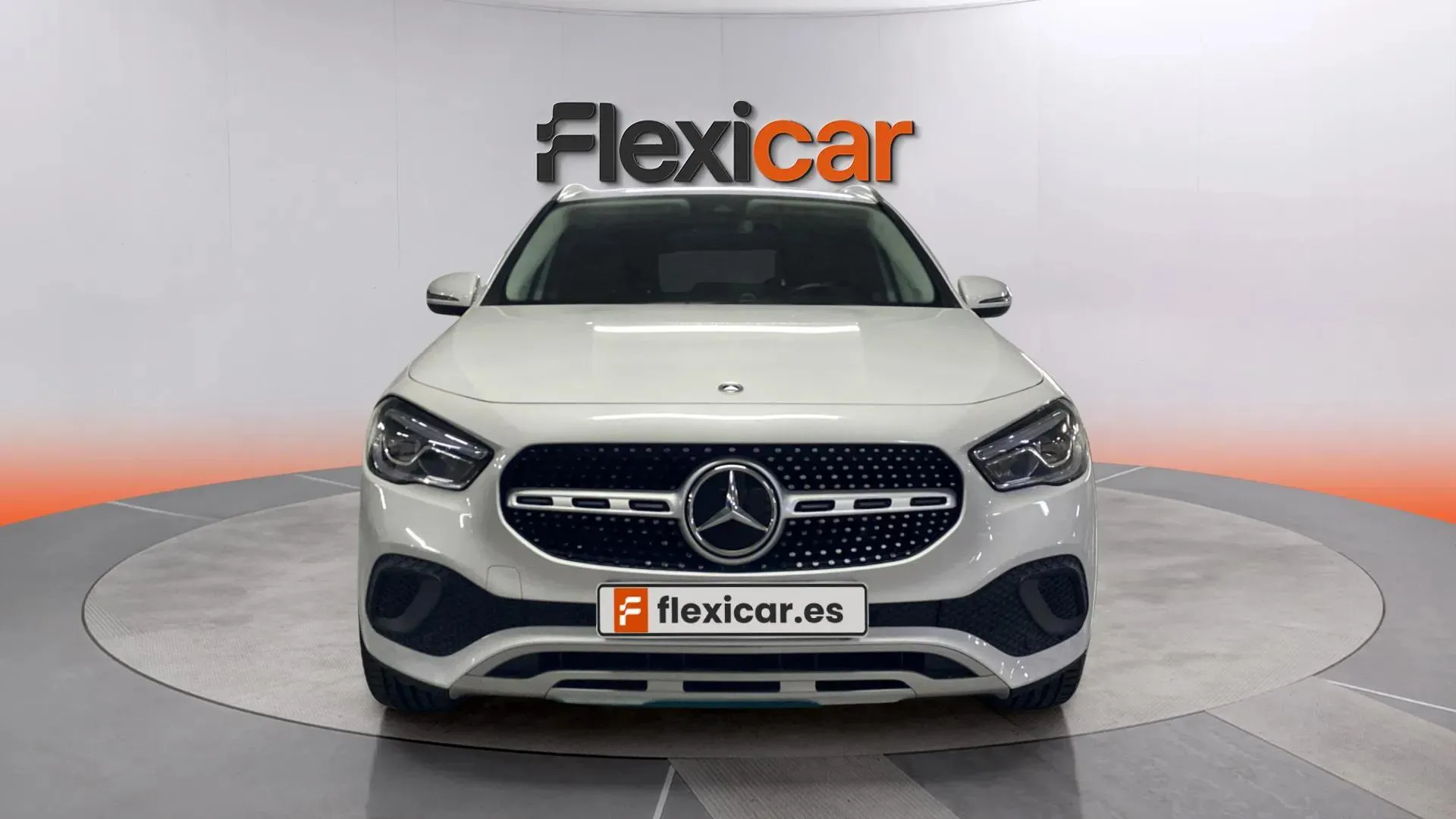 Mercedes-Benz GLA 200 D - foto 8