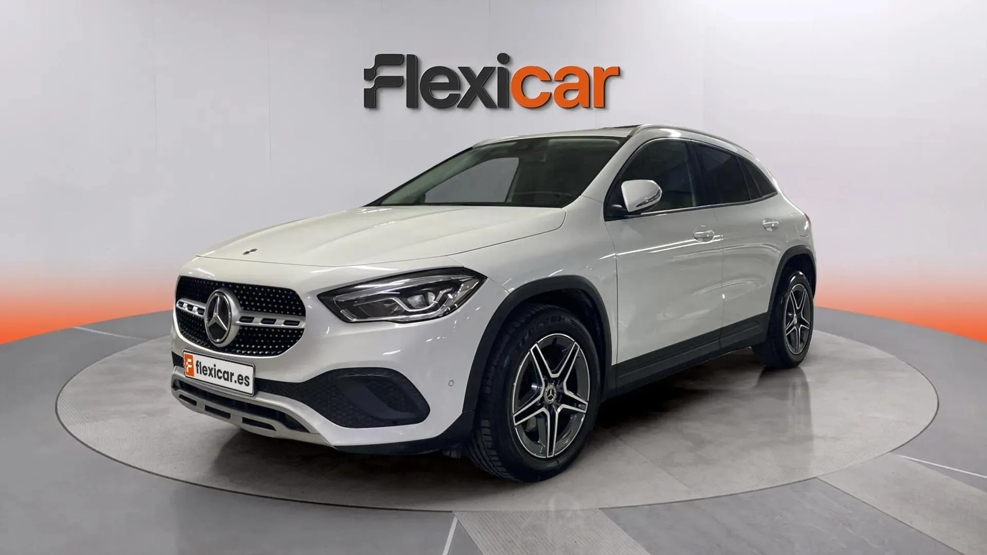 Mercedes-Benz GLA 200 D - foto 2