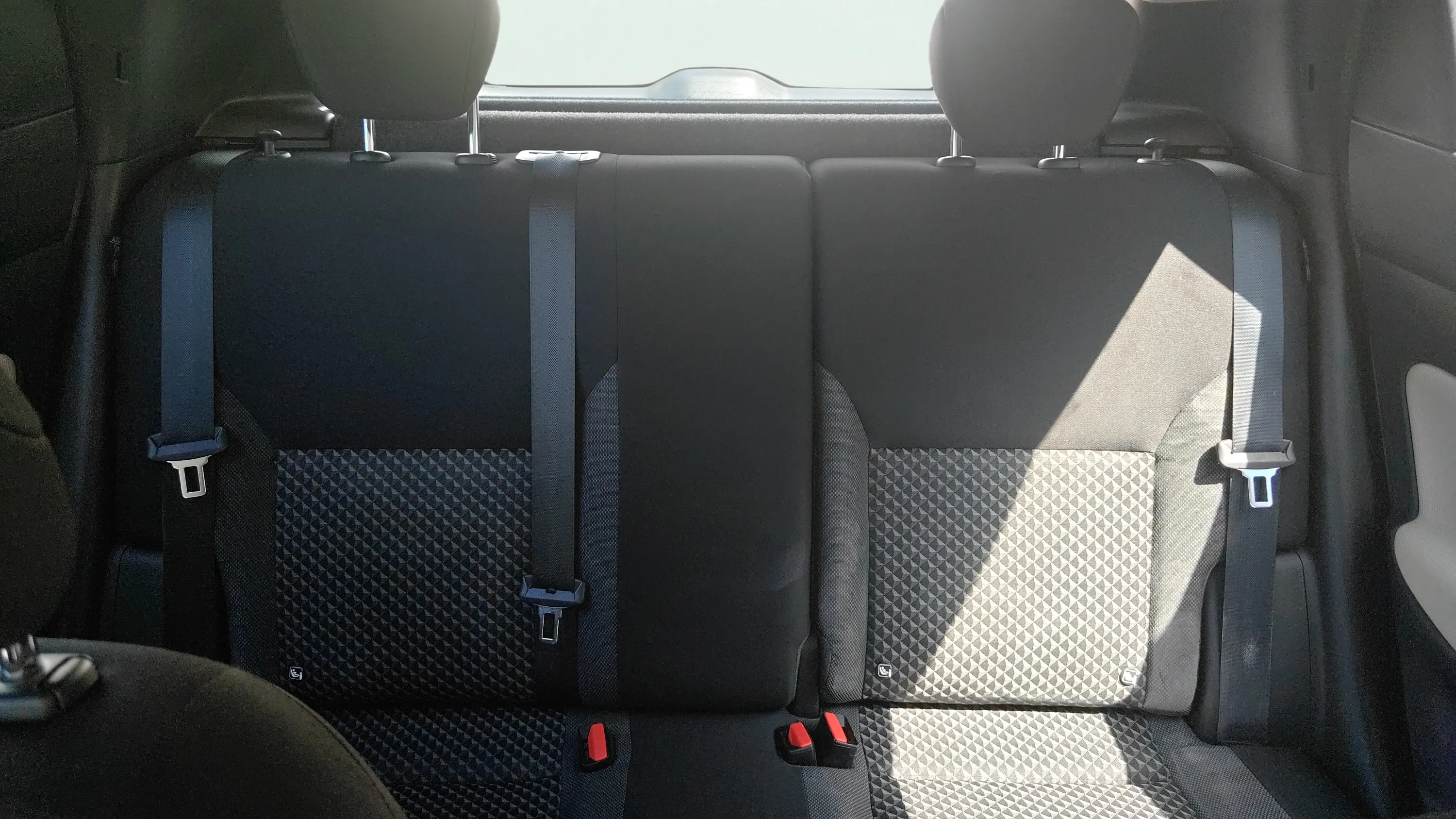 Nissan Micra IG-T E6D CVT Acenta - foto 13