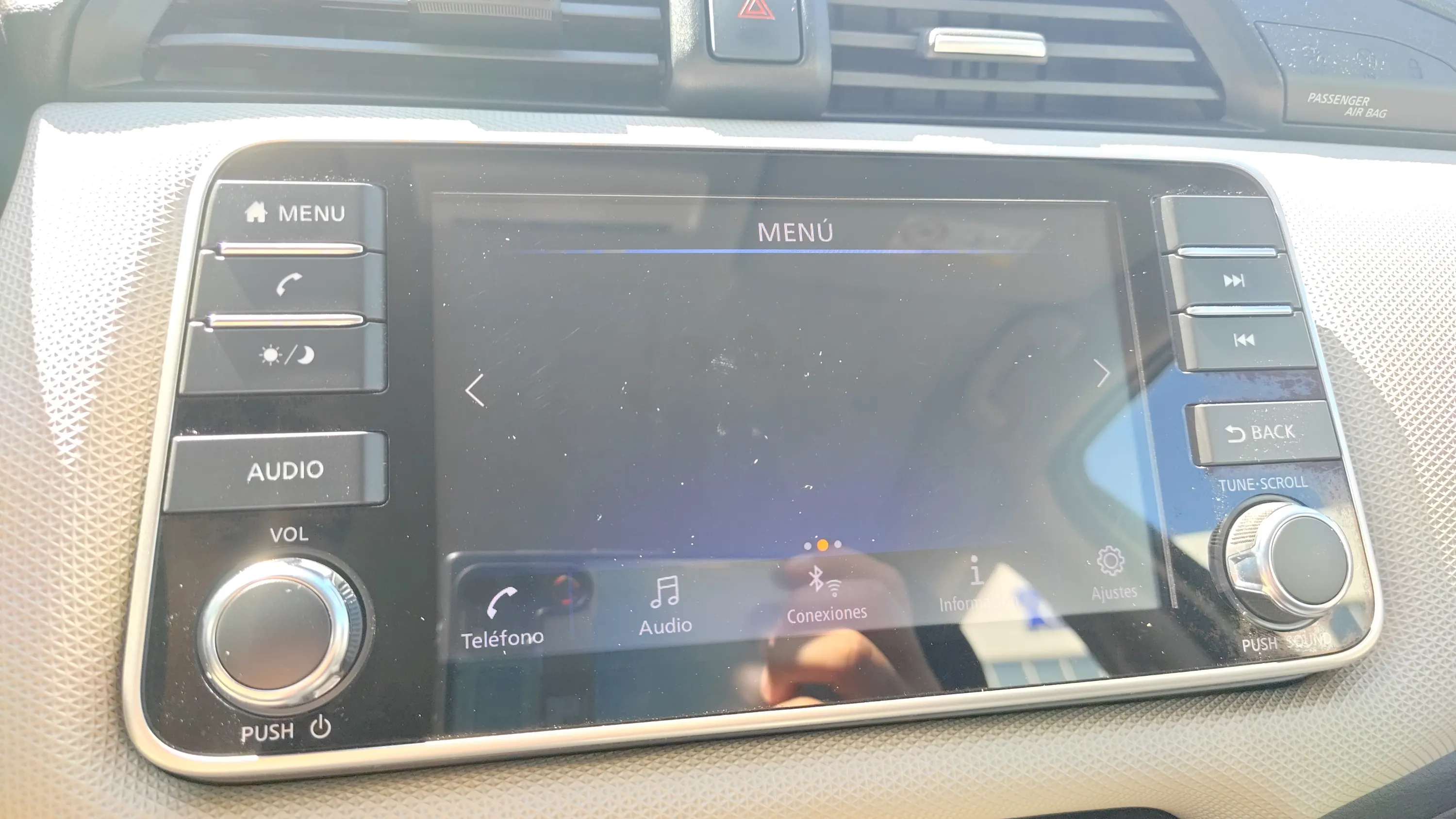 Nissan Micra IG-T E6D CVT Acenta - foto 10