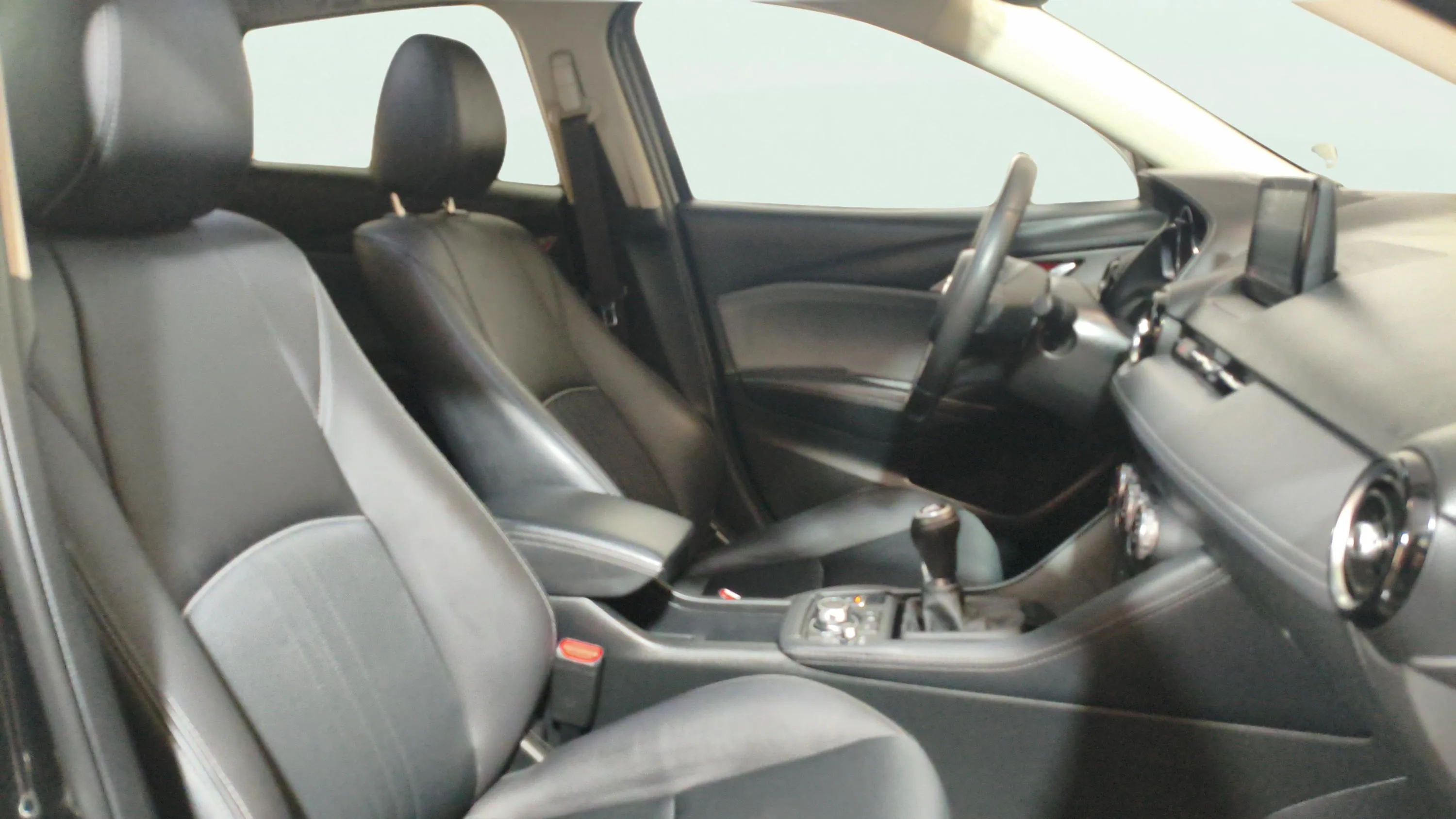Mazda CX-3 1.8 D 2WD Evolution - foto 21