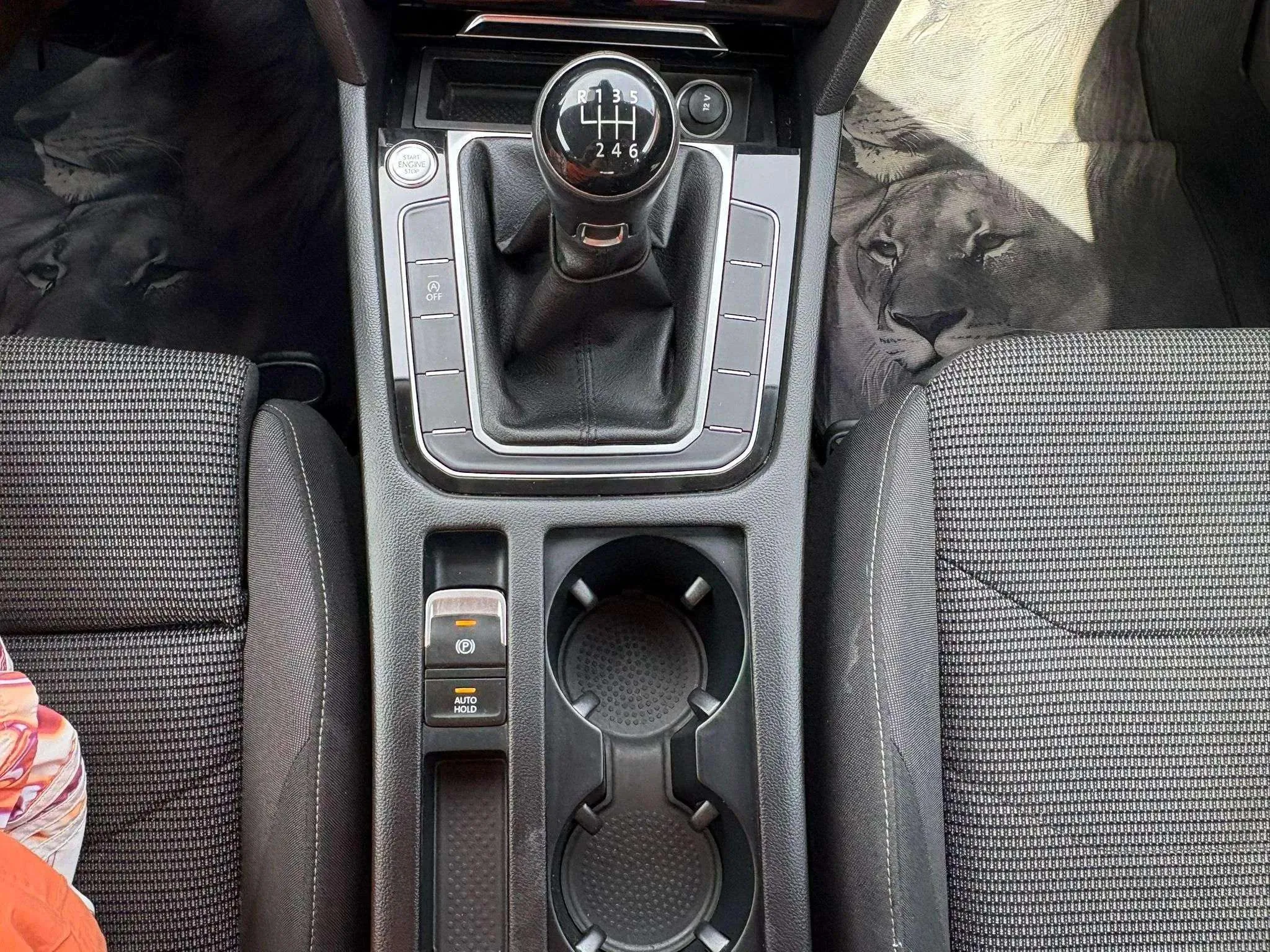 Volkswagen Arteon 2.0 TDI - foto 23