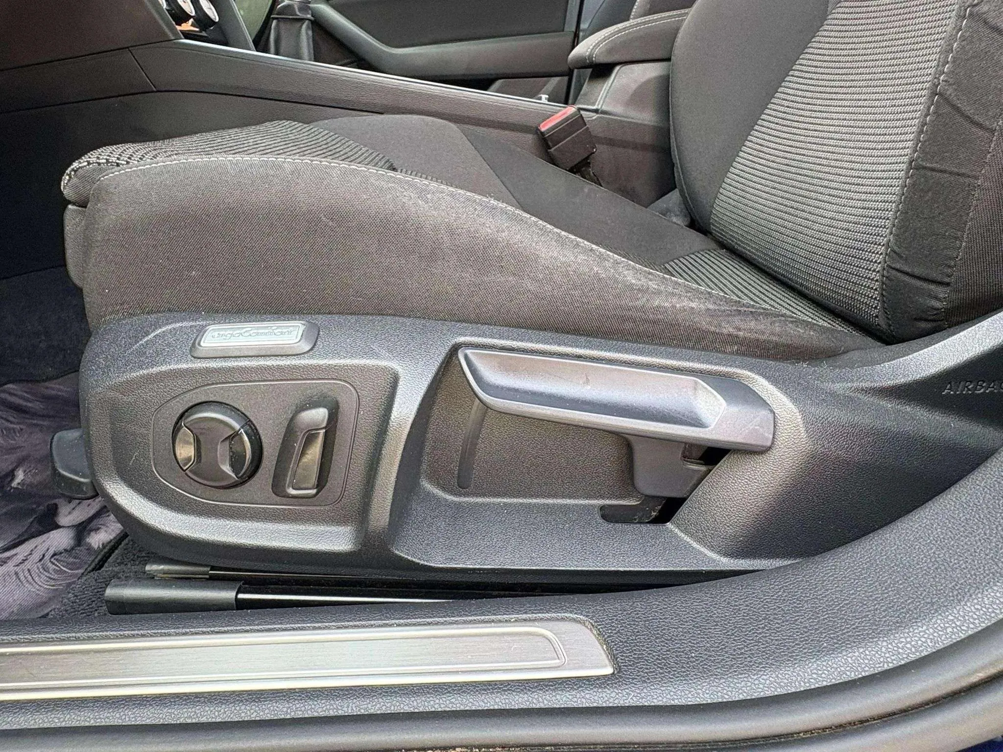 Volkswagen Arteon 2.0 TDI - foto 20
