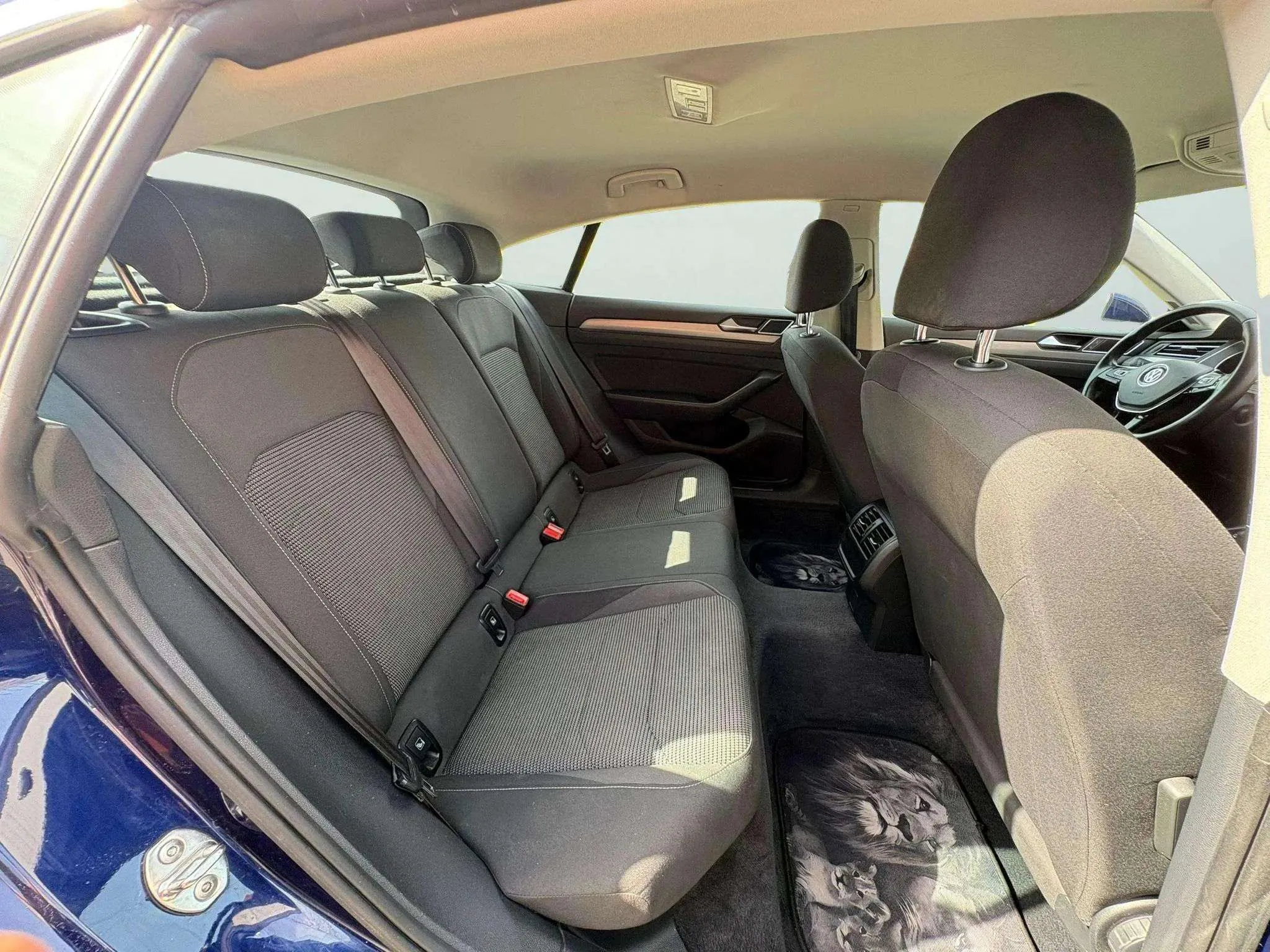 Volkswagen Arteon 2.0 TDI - foto 13
