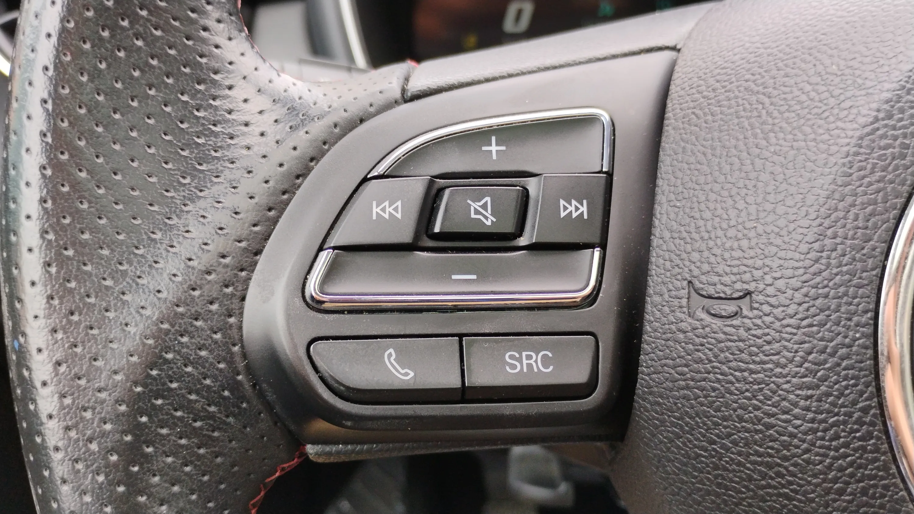 MG HS 1.5T Luxury - foto 13
