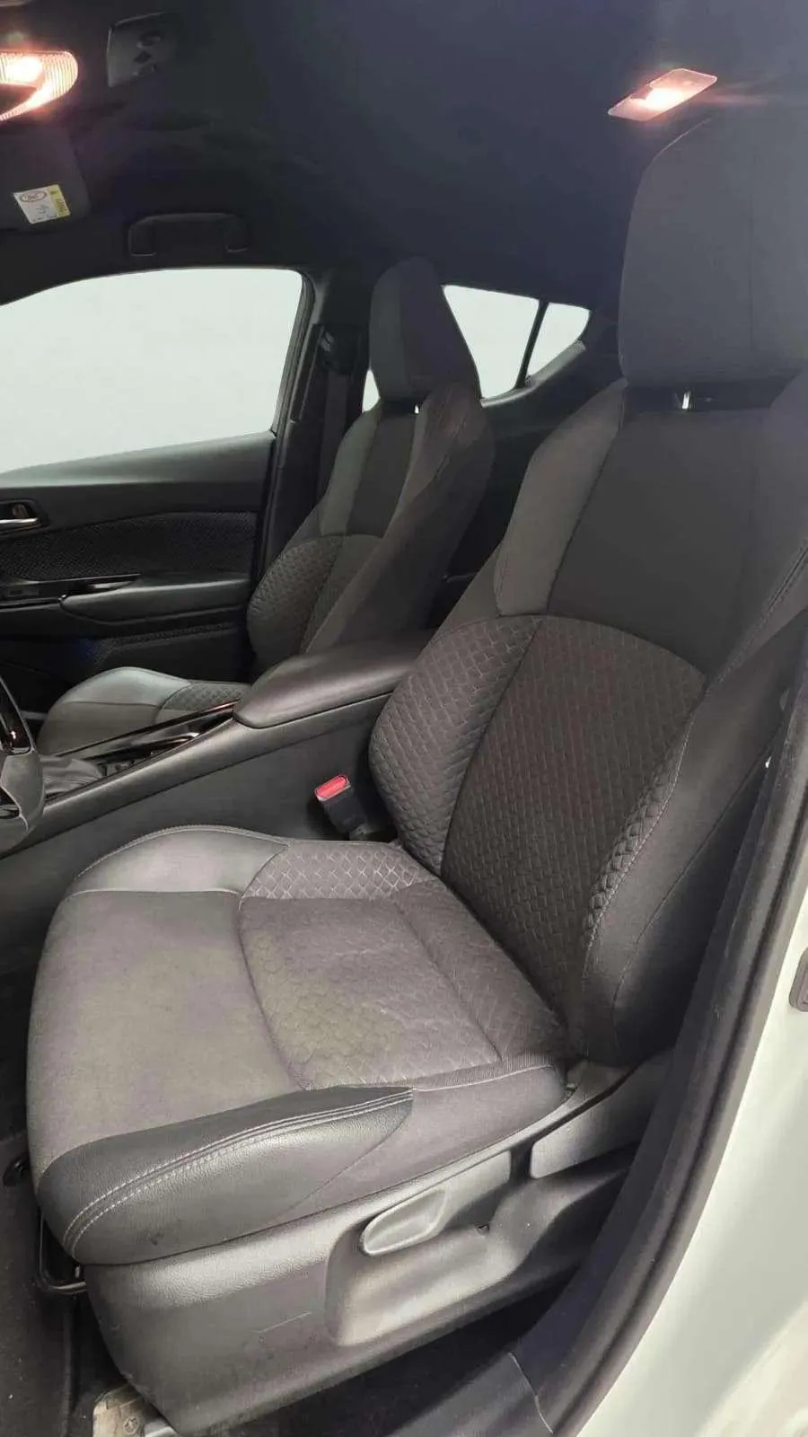 Toyota C-HR 1.8 125H Active - foto 16
