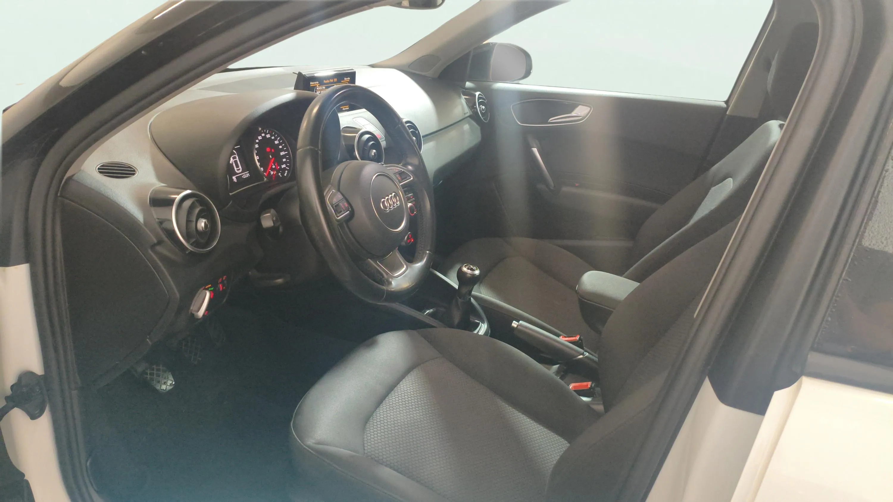 Audi A1 Adrenalin2 1.4 TFSI - foto 11