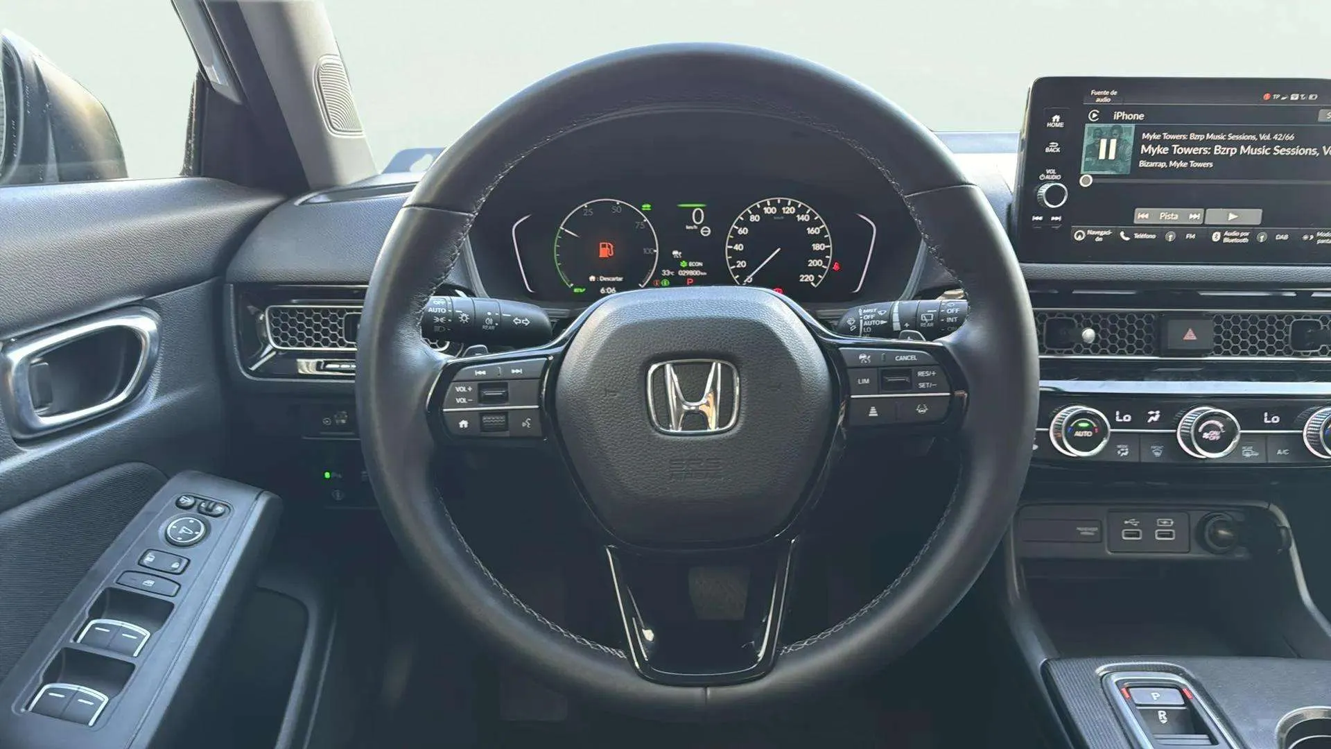 Honda Civic 2.0 i-MMD Sport CVT - foto 11