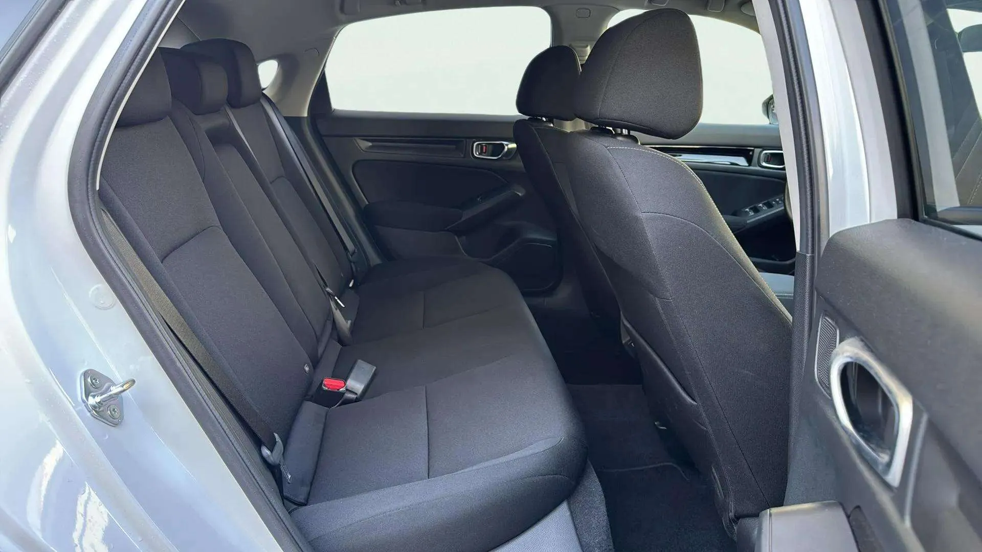 Honda Civic 2.0 i-MMD Sport CVT - foto 14