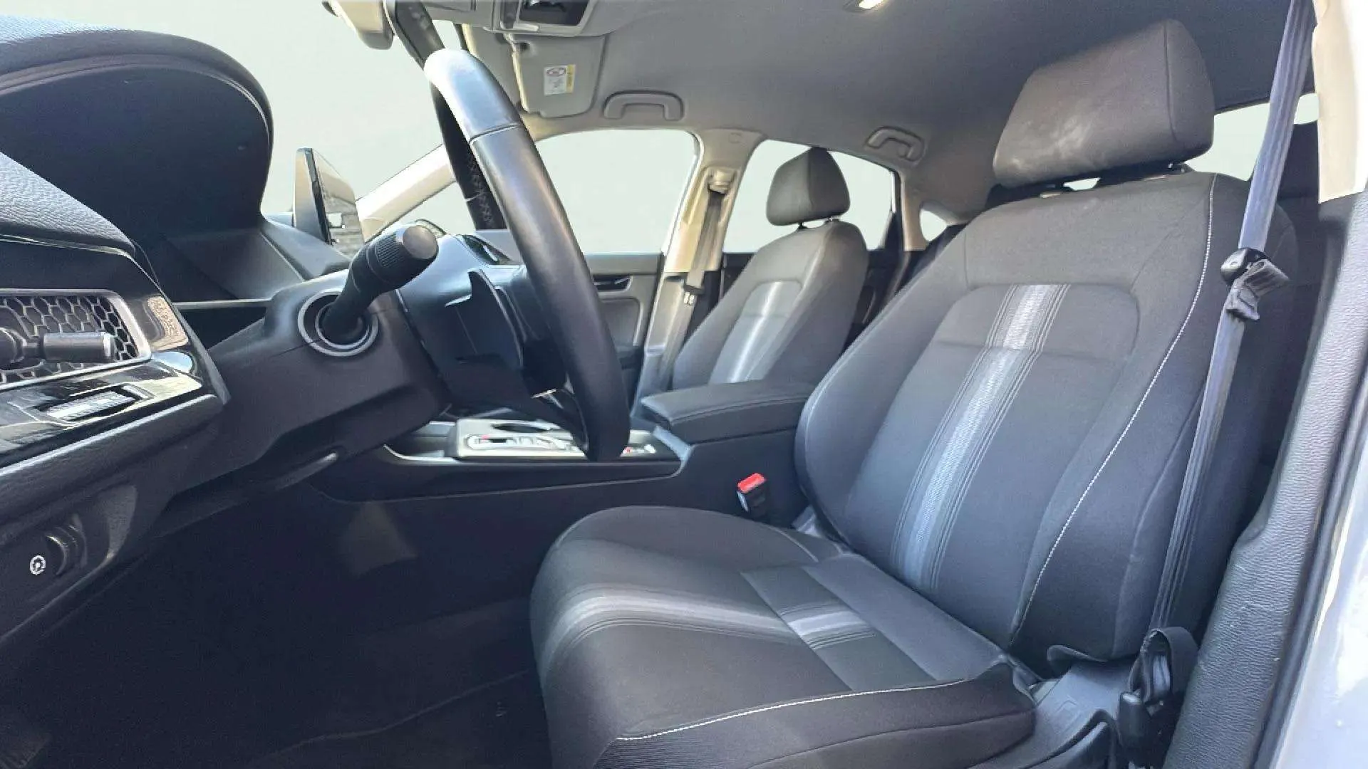 Honda Civic 2.0 i-MMD Sport CVT - foto 20