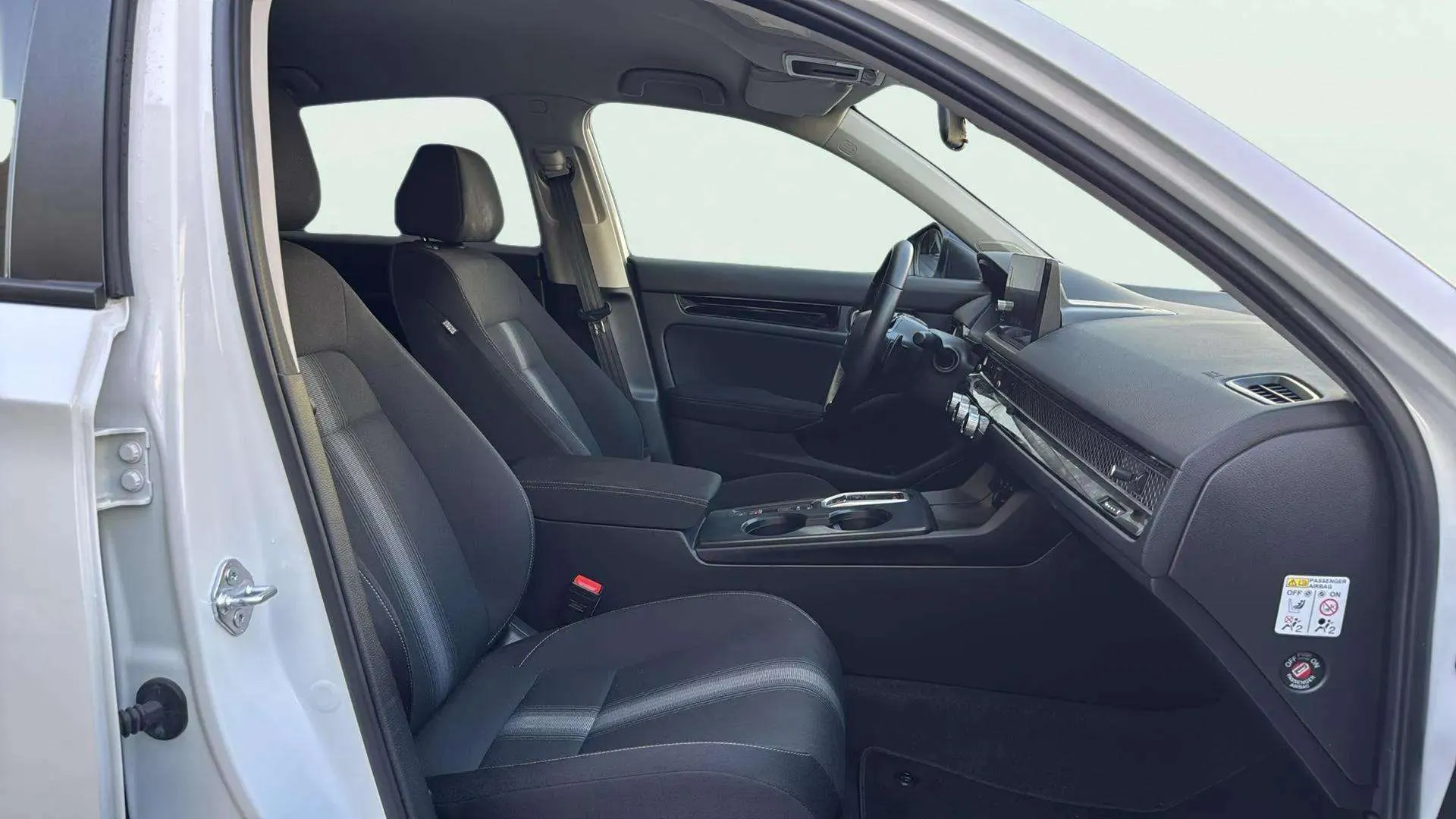 Honda Civic 2.0 i-MMD Sport CVT - foto 13
