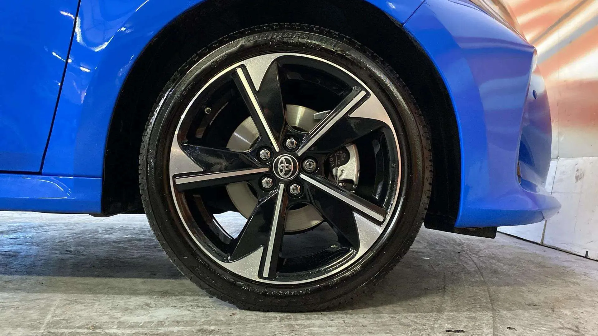 Toyota Yaris 1.5 130H Premiere Edition - foto 20
