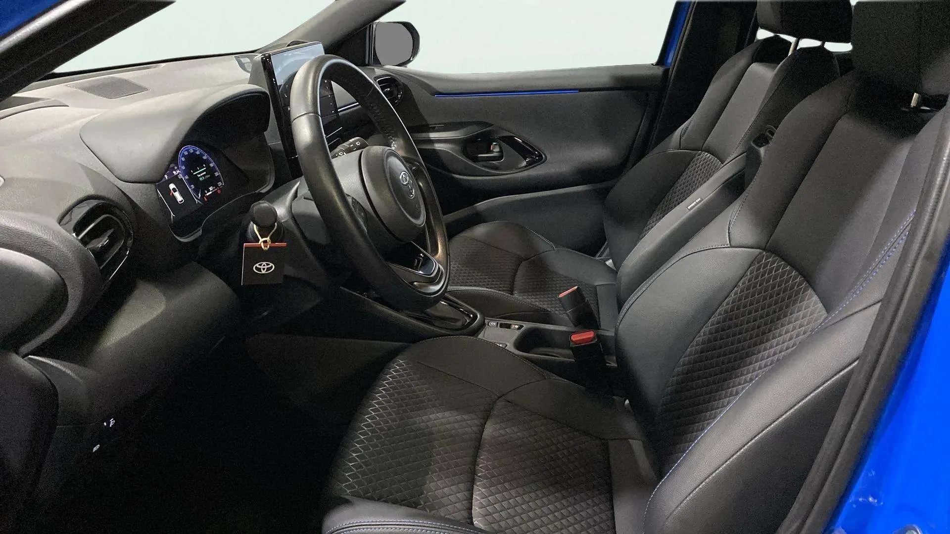 Toyota Yaris 1.5 130H Premiere Edition - foto 7
