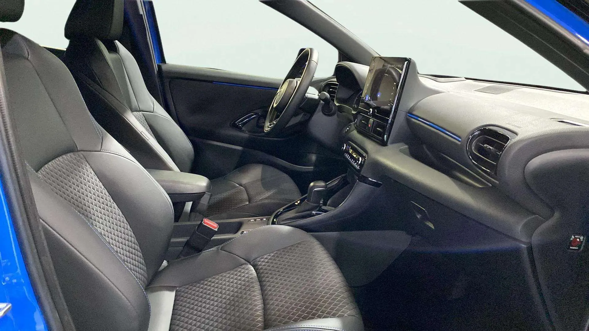 Toyota Yaris 1.5 130H Premiere Edition - foto 9