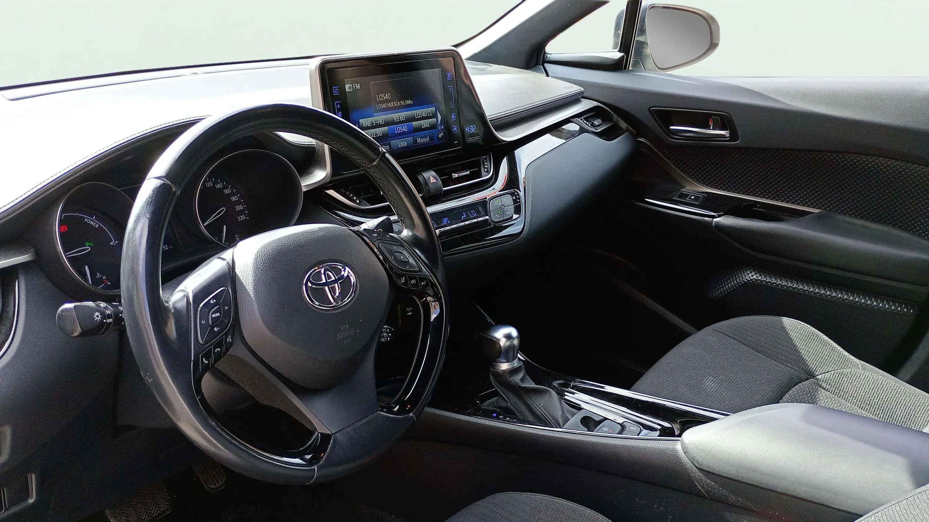 Toyota C-HR 1.8 125H Active - foto 11