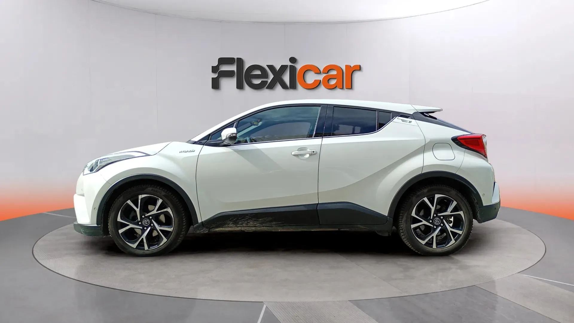 Toyota C-HR 1.8 125H Active - foto 4